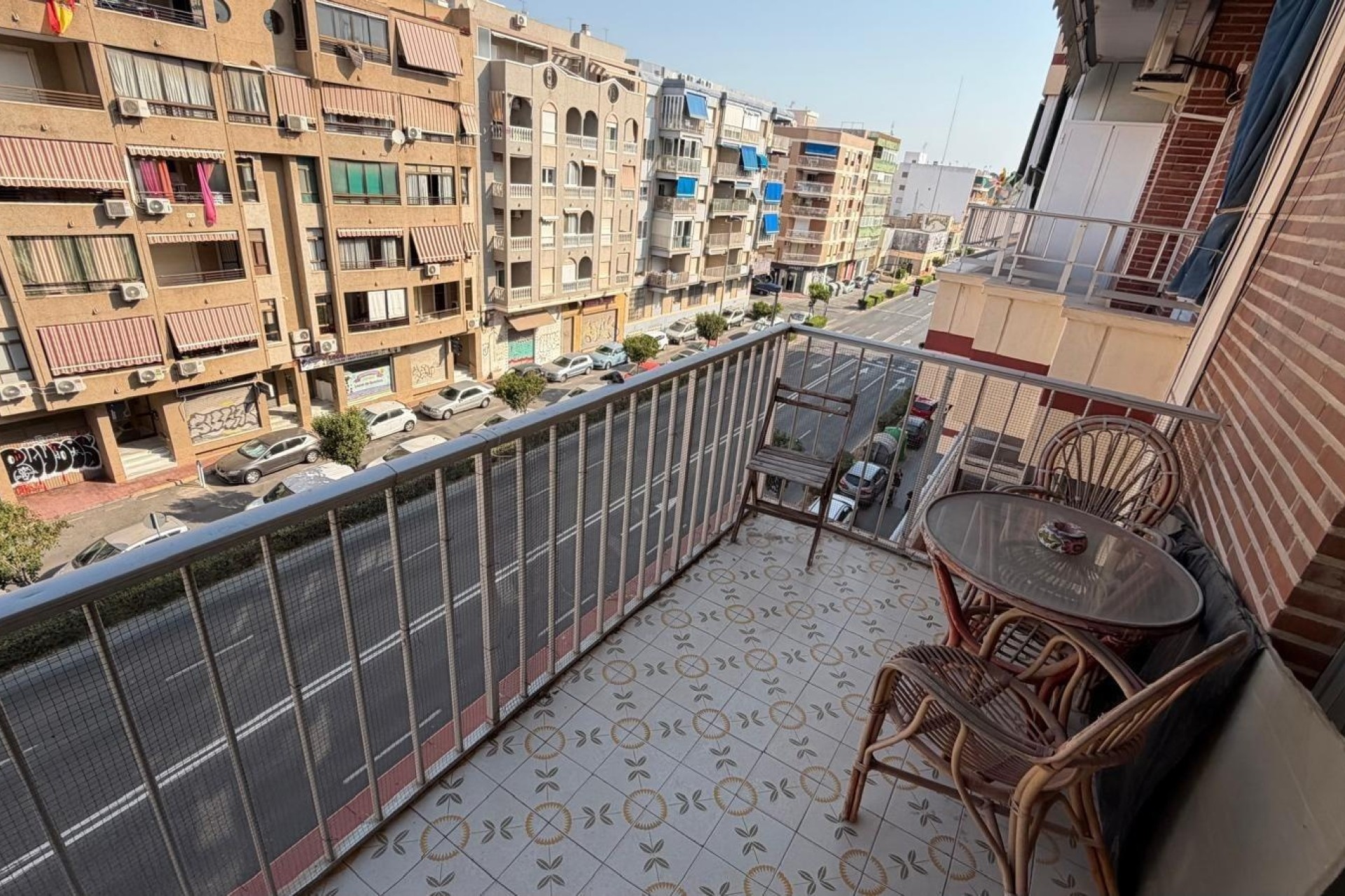 Sprzedaż - Apartament / Mieszkanie -
Torrevieja - Acequion
