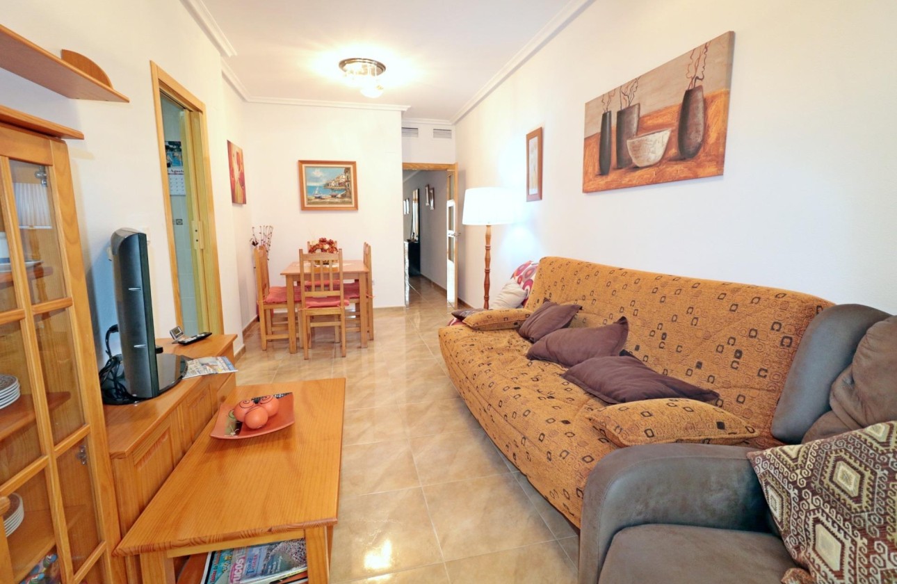 Sprzedaż - Apartament / Mieszkanie -
Torrevieja - Acequion