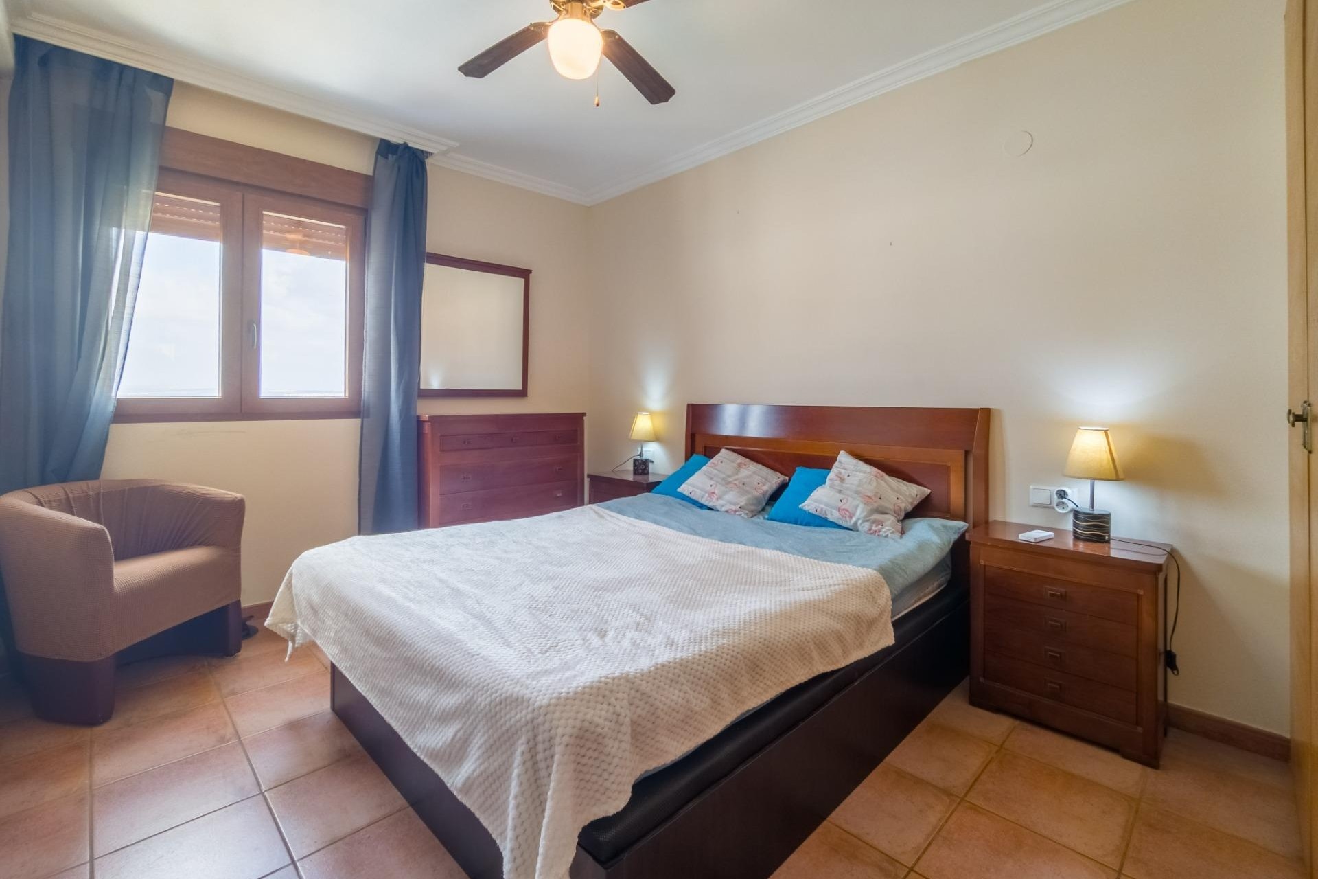 Sprzedaż - Apartament / Mieszkanie -
Torrevieja - Acequion