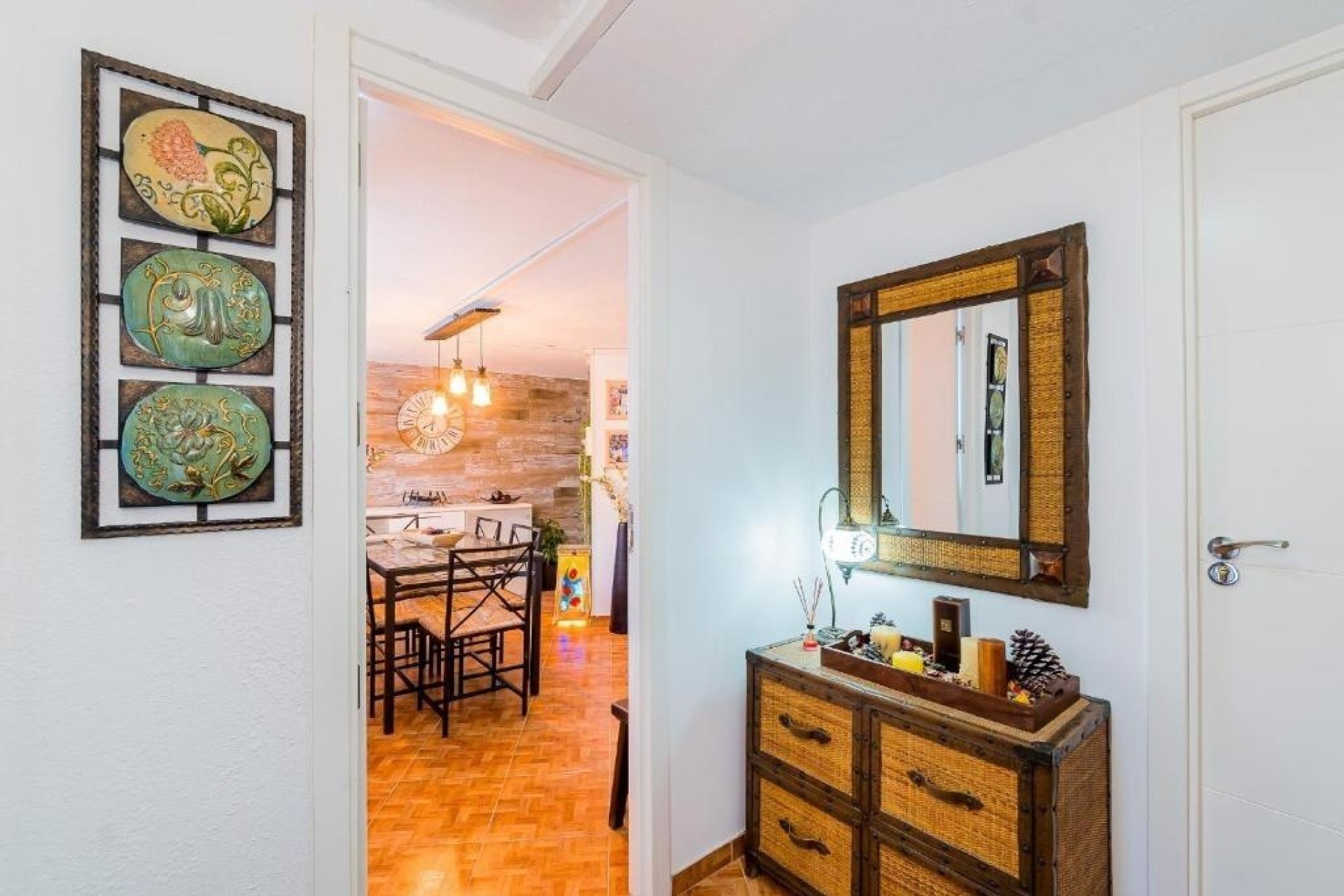 Sprzedaż - Apartament / Mieszkanie -
Torrevieja - Acequion