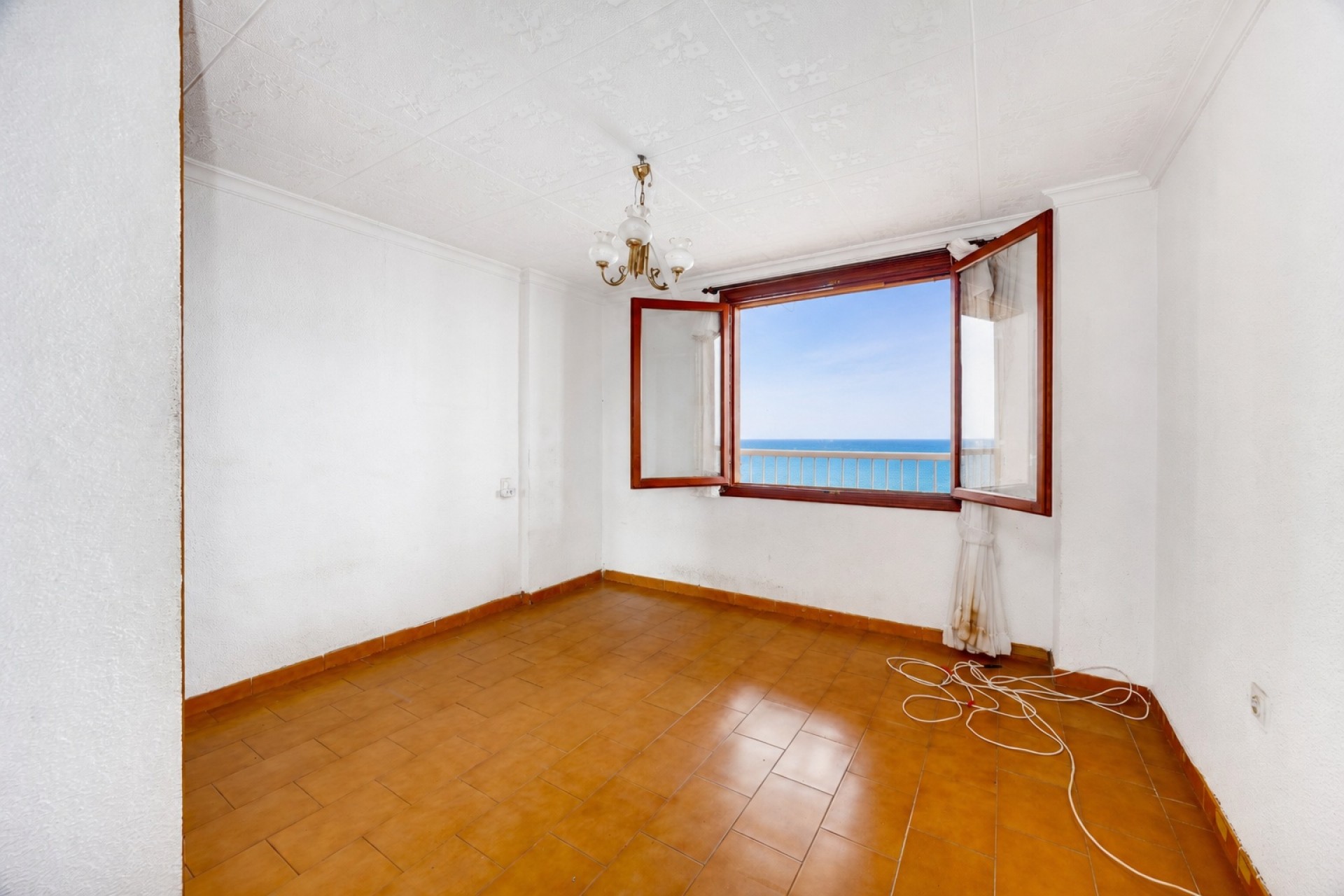 Sprzedaż - Apartament / Mieszkanie -
Torrevieja - Acequion