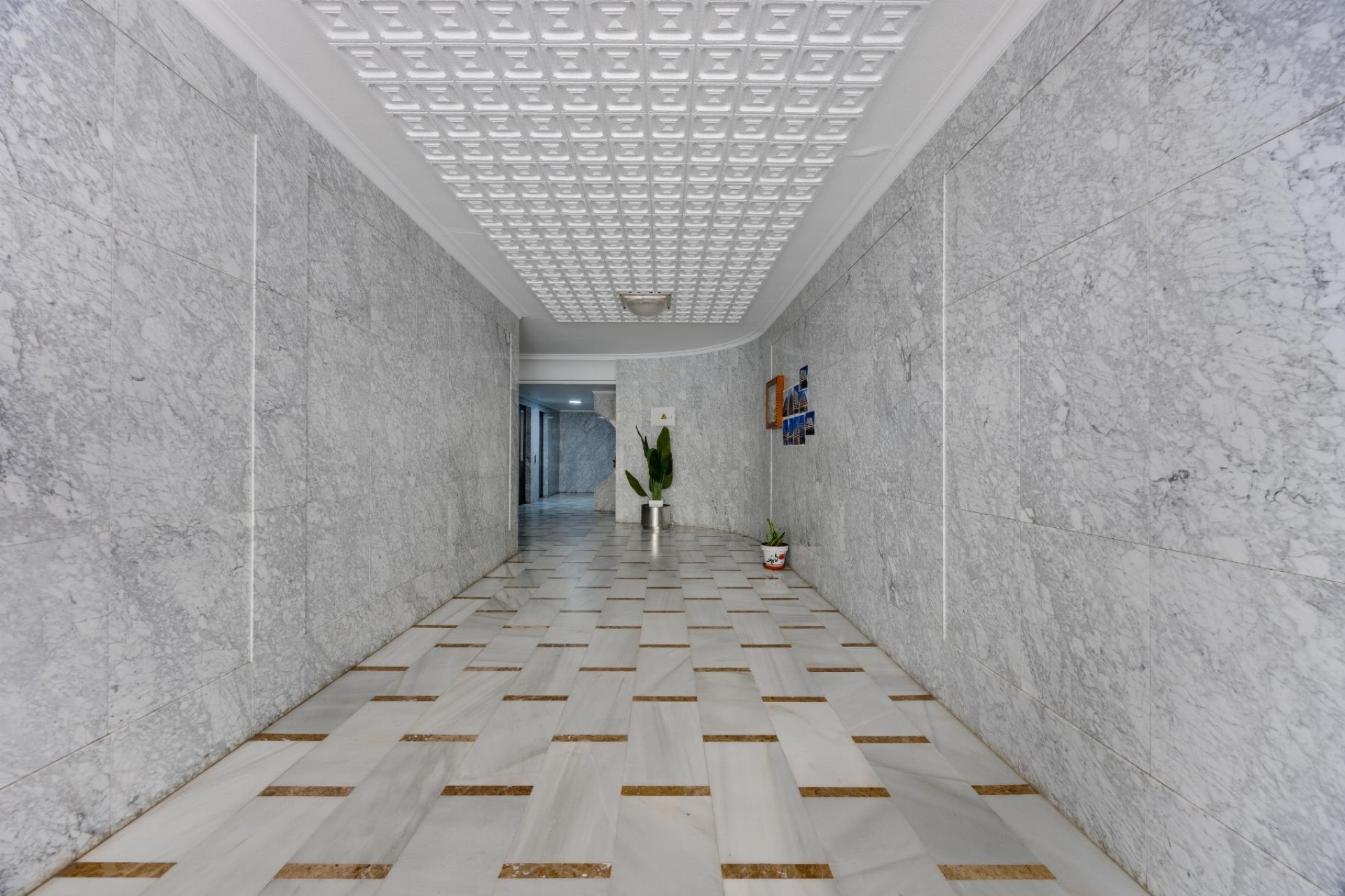 Sprzedaż - Apartament / Mieszkanie -
Torrevieja - Acequion