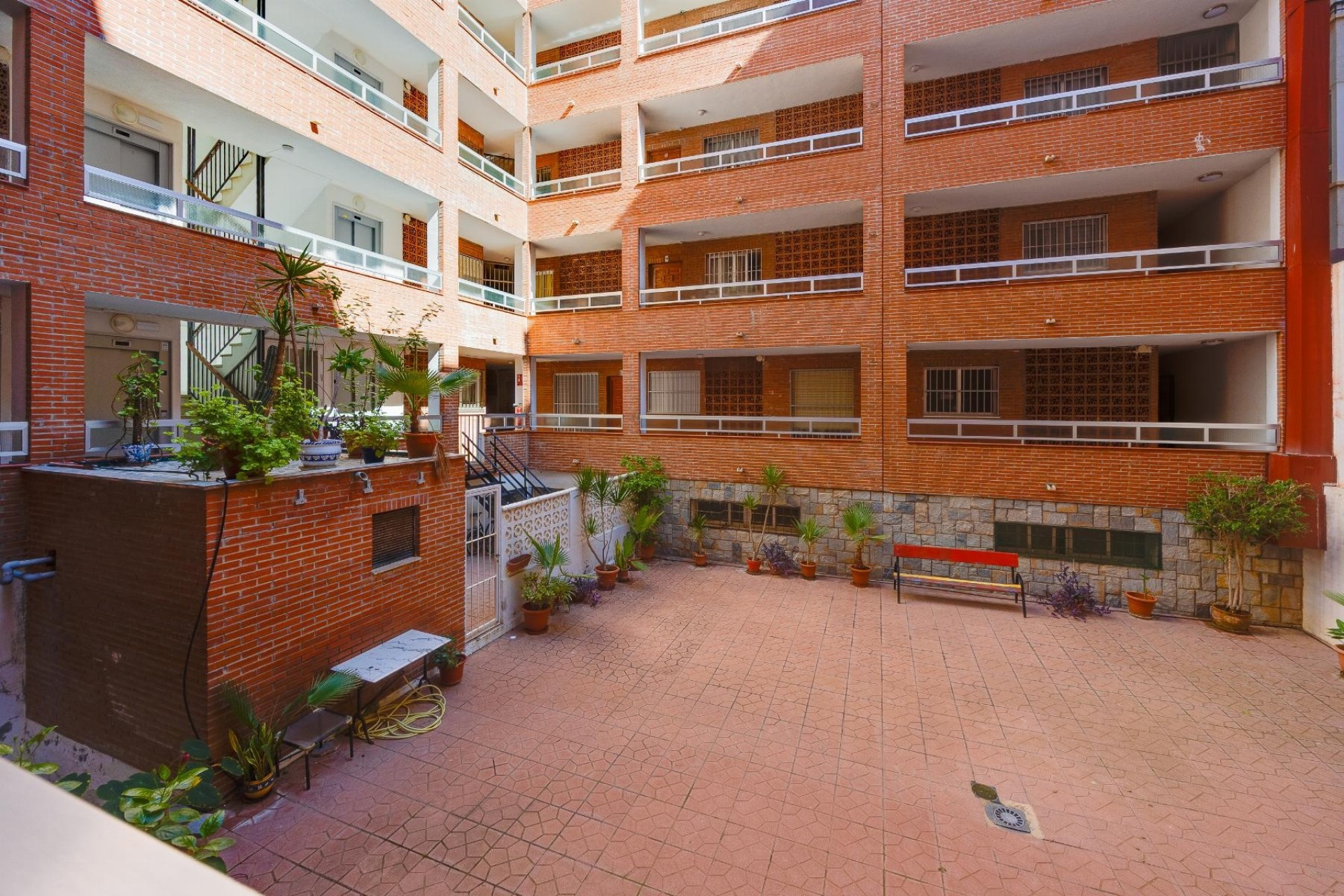 Sprzedaż - Apartament / Mieszkanie -
Torrevieja - Acequion