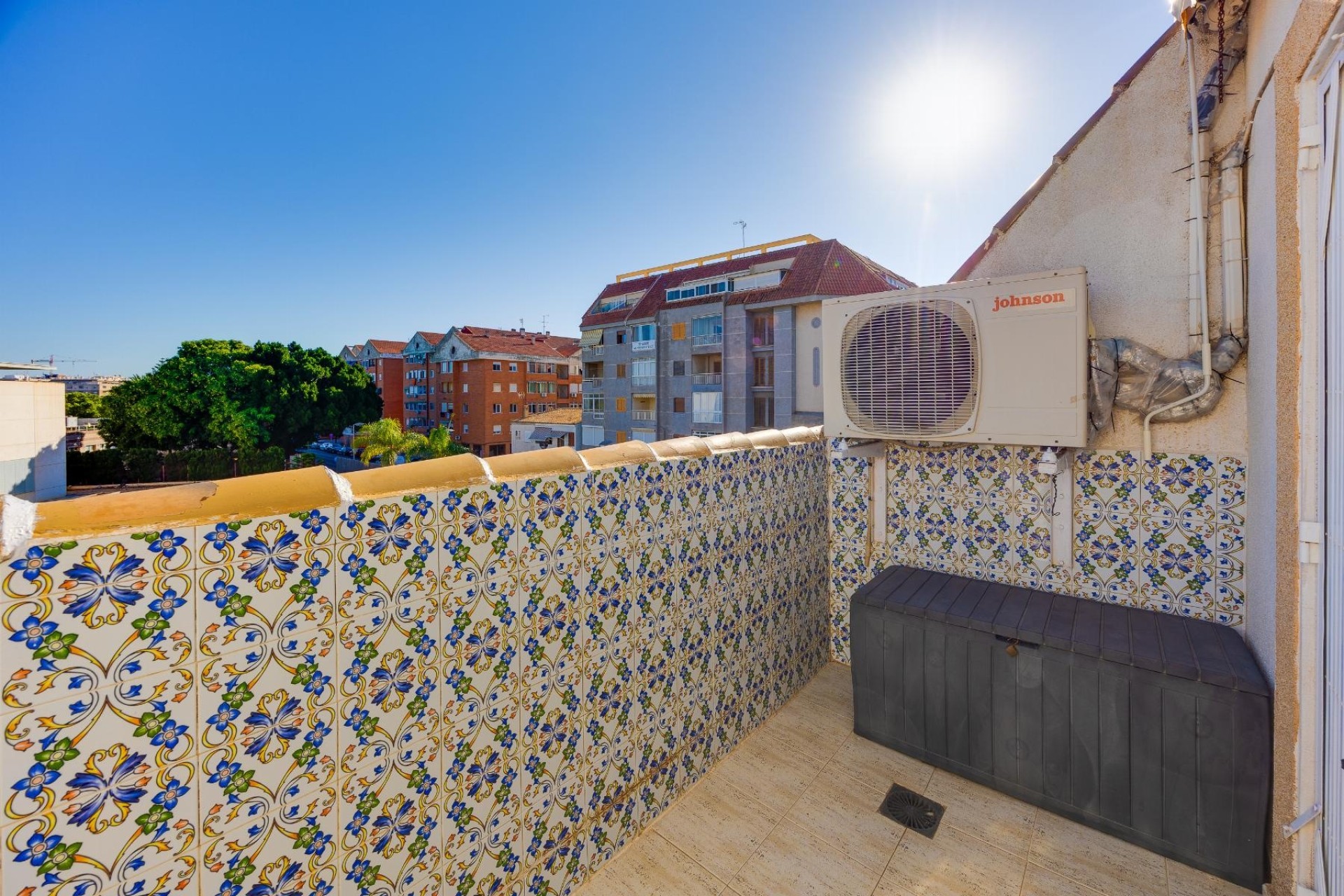 Sprzedaż - Apartament / Mieszkanie -
Torrevieja - Acequion