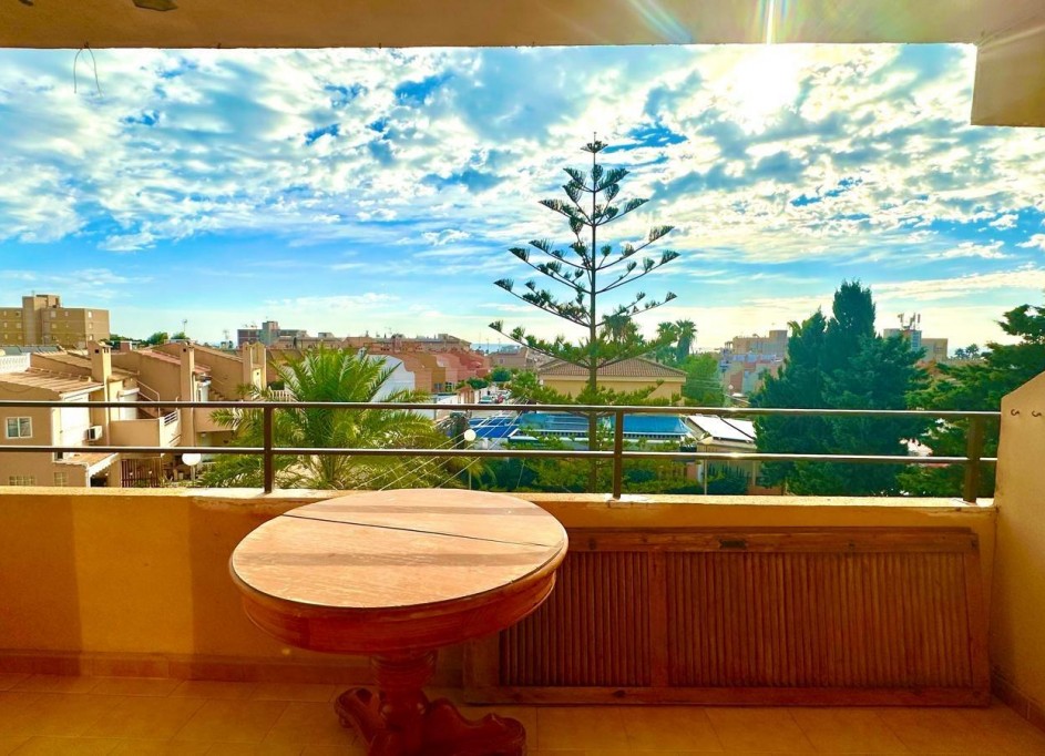 Sprzedaż - Apartament mieszkanie -
Torrevieja - Aguas Nuevas