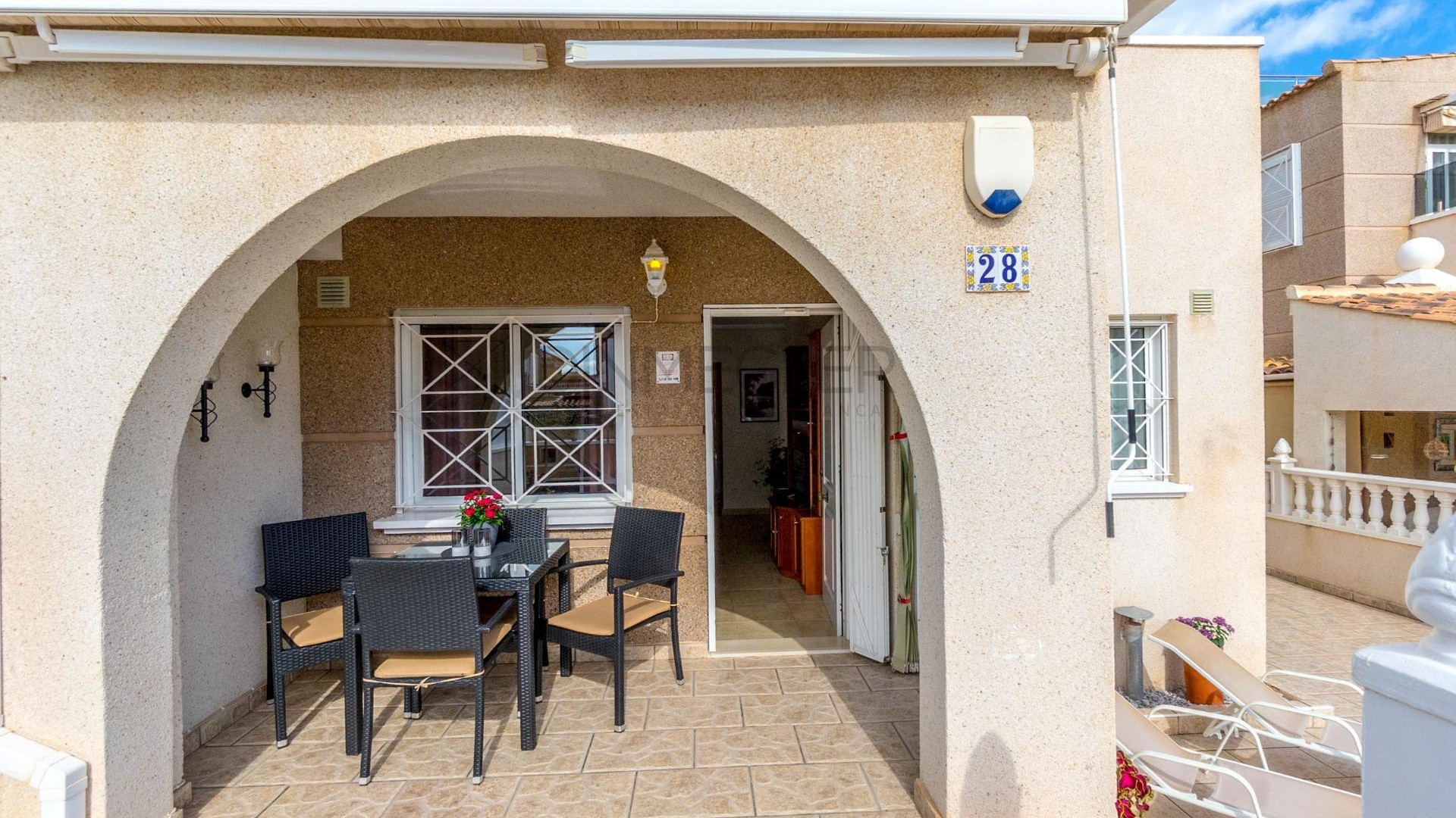 Sprzedaż - Apartament mieszkanie -
Torrevieja - Aguas Nuevas