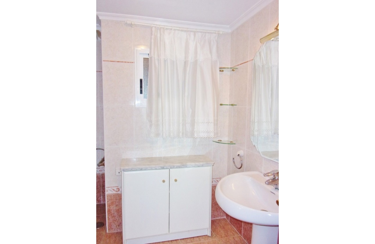 Sprzedaż - Apartament / Mieszkanie -
Torrevieja - Aguas Nuevas