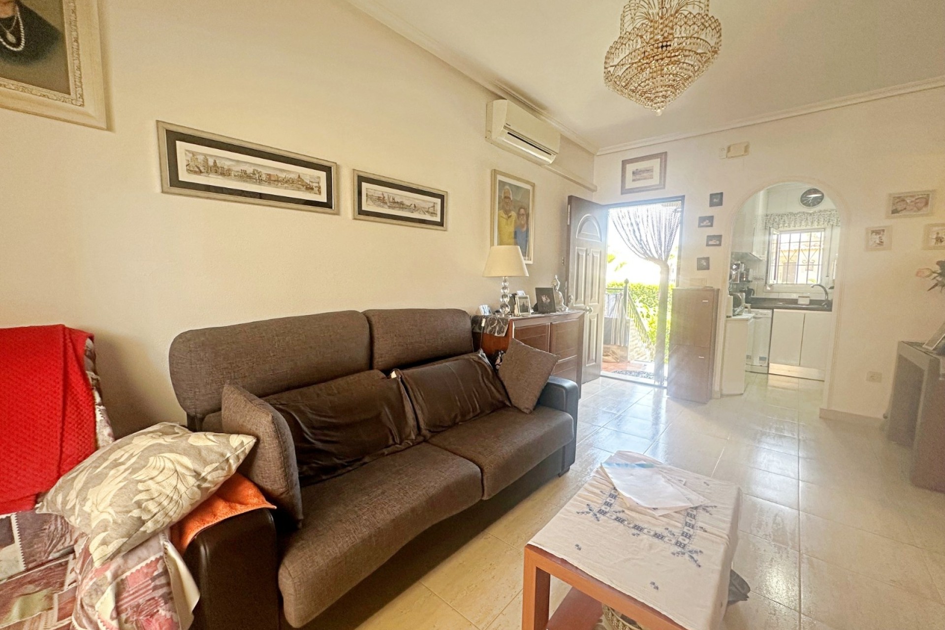 Sprzedaż - Apartament / Mieszkanie -
Torrevieja - Aguas Nuevas