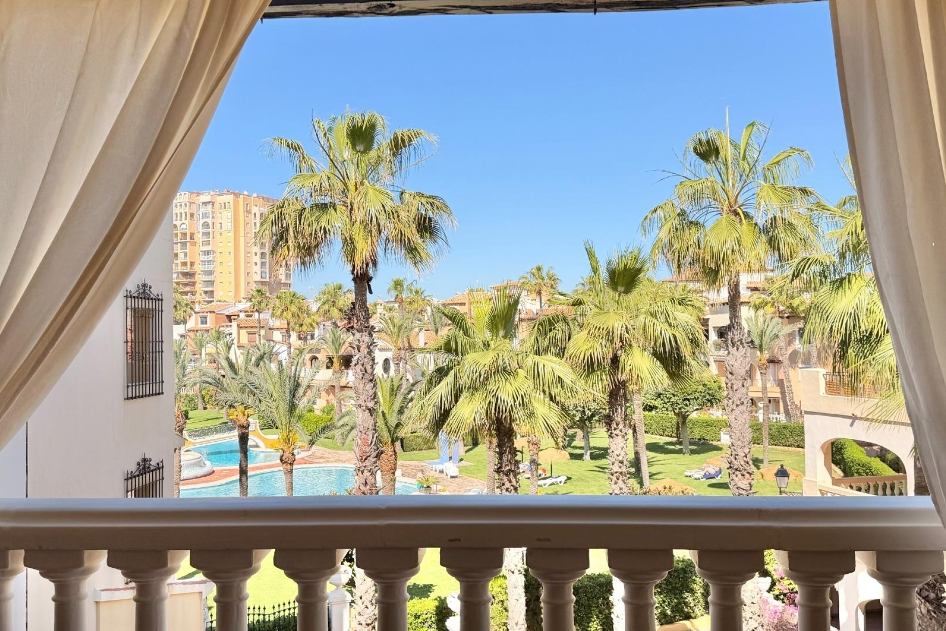 Sprzedaż - Apartament / Mieszkanie -
Torrevieja - Aldea del mar