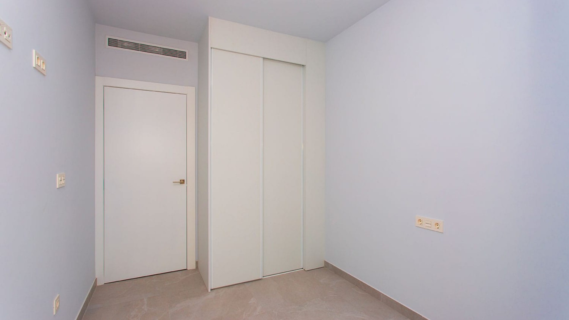 Sprzedaż - Apartament mieszkanie -
Torrevieja - Beach