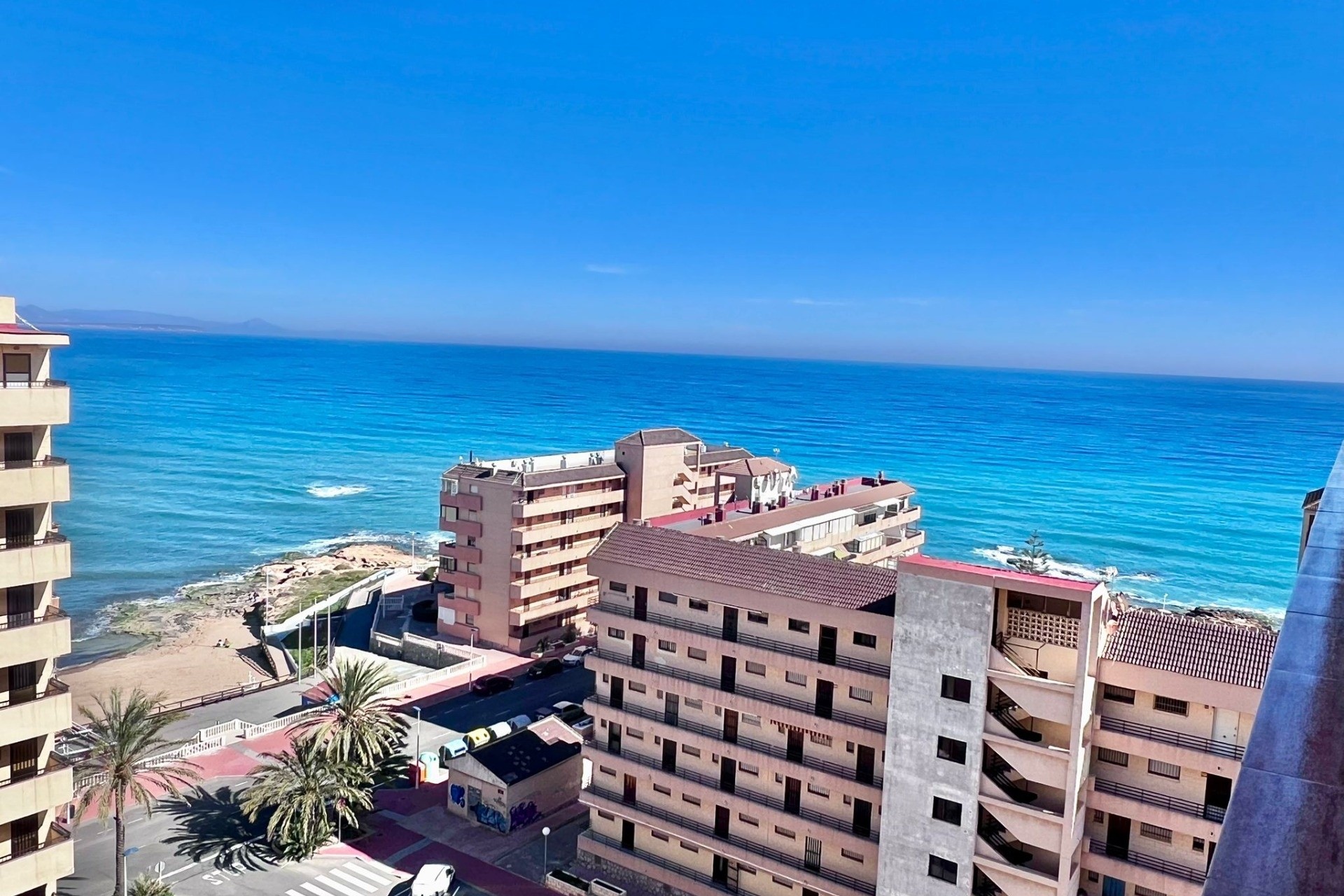 Sprzedaż - Apartament / Mieszkanie -
Torrevieja - Cabo Cervera