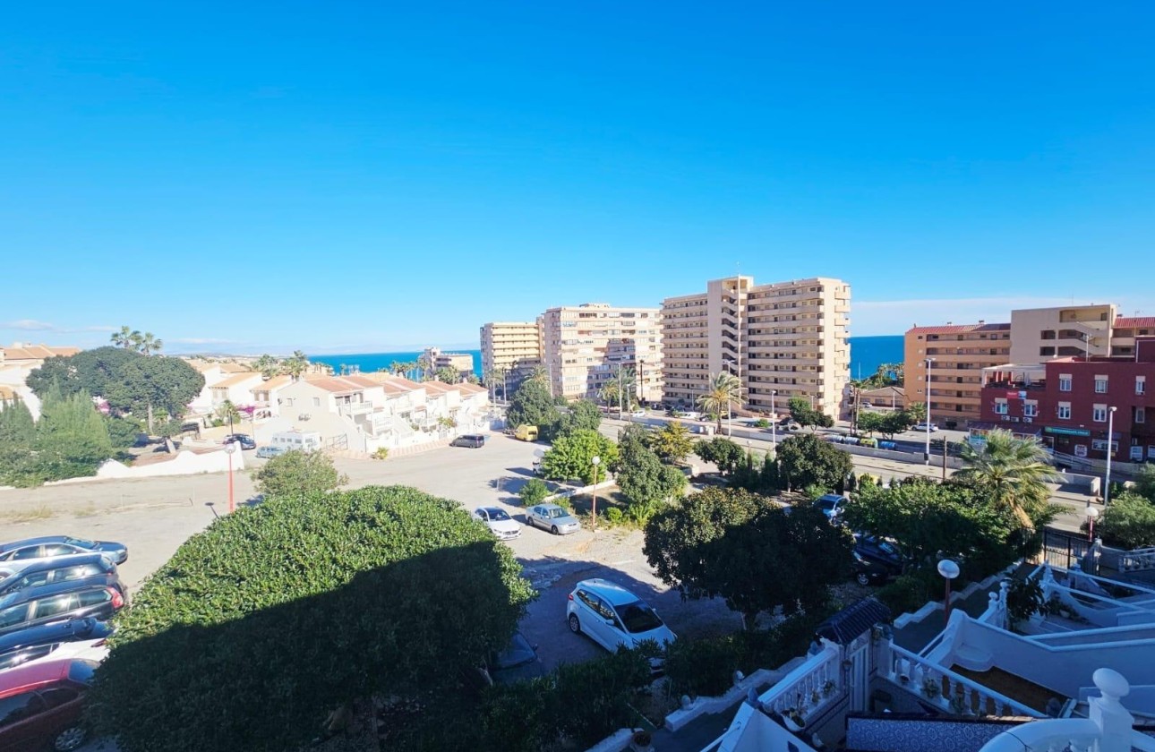 Sprzedaż - Apartament / Mieszkanie -
Torrevieja - Cabo cervera