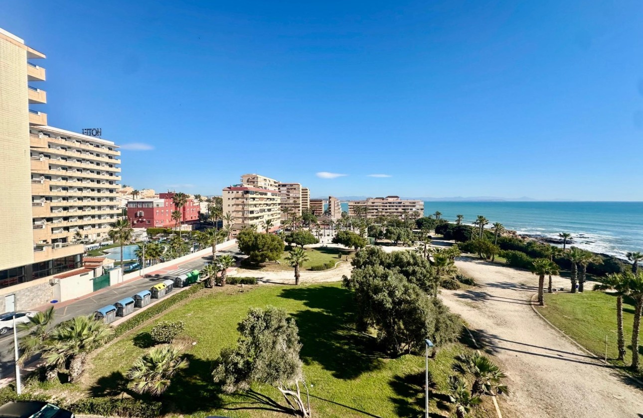 Sprzedaż - Apartament / Mieszkanie -
Torrevieja - Cabo Cervera