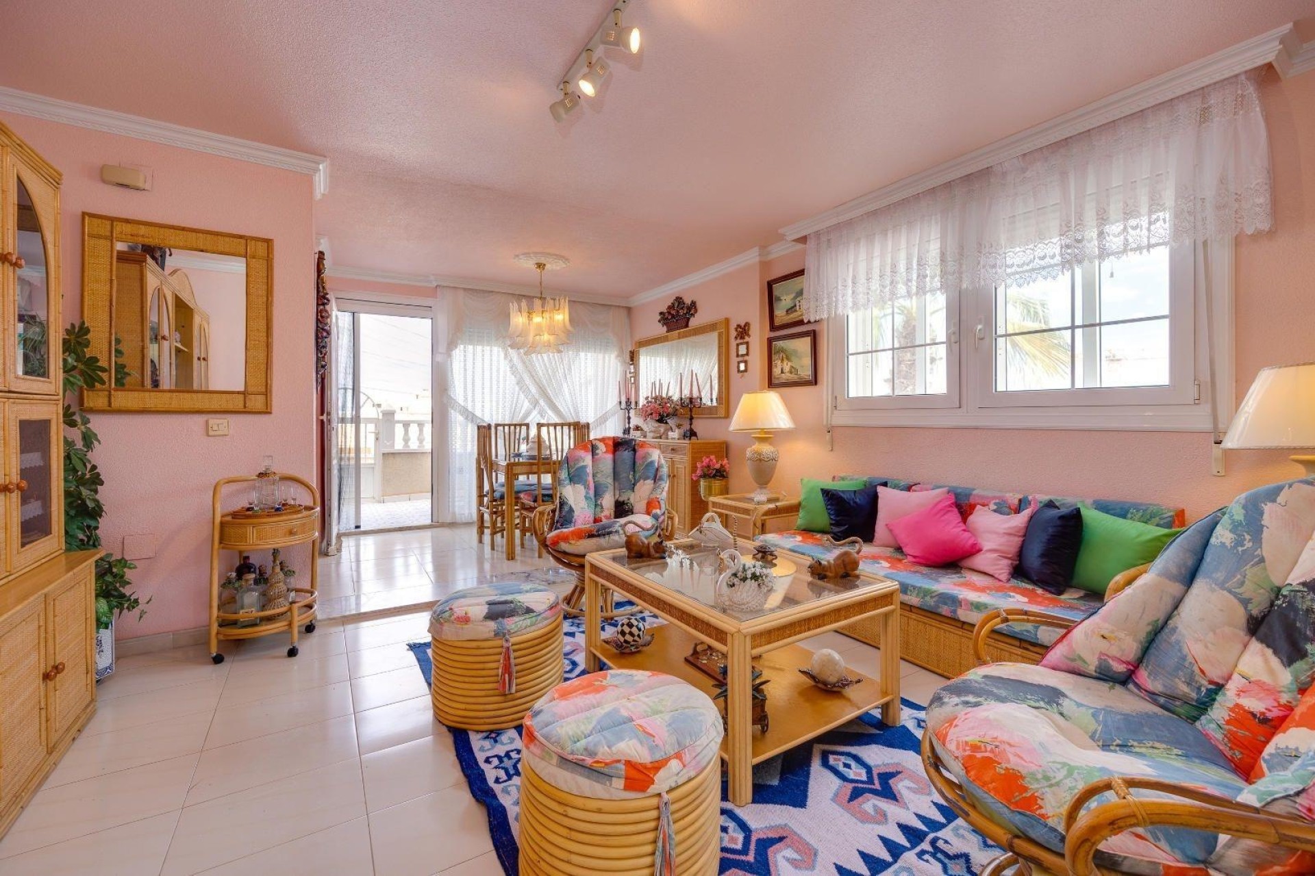 Sprzedaż - Apartament / Mieszkanie -
Torrevieja - Cabo cervera