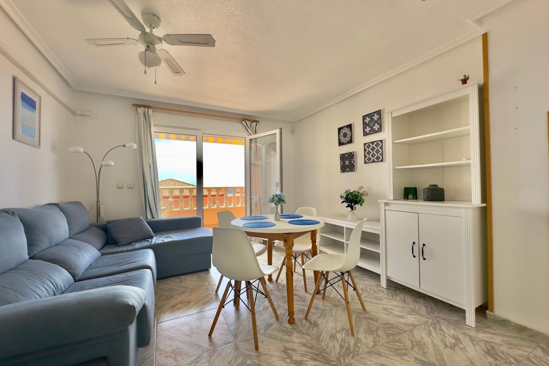 Sprzedaż - Apartament / Mieszkanie -
Torrevieja - Cabo Cervera