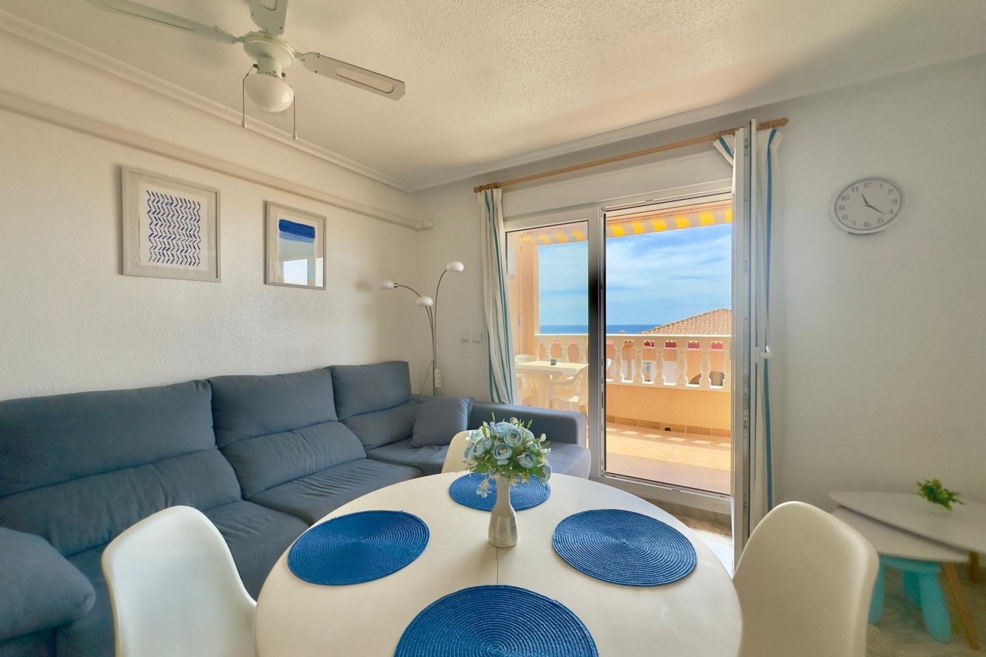 Sprzedaż - Apartament / Mieszkanie -
Torrevieja - Cabo Cervera