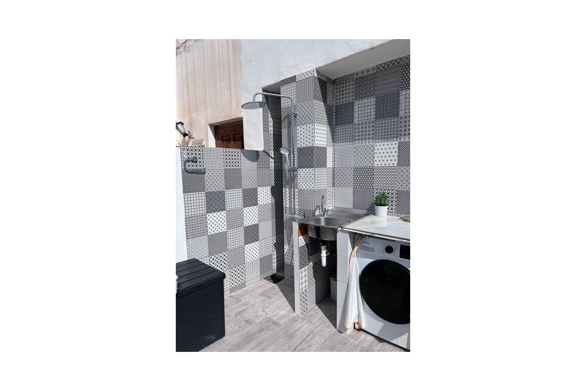 Sprzedaż - Apartament / Mieszkanie -
Torrevieja - Calas blanca