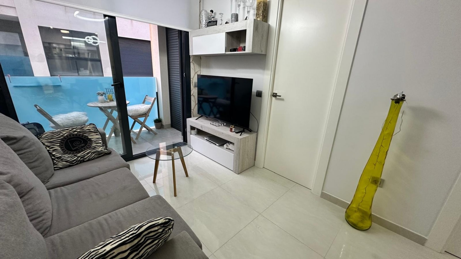 Sprzedaż - Apartament mieszkanie -
Torrevieja - Calas Blancas