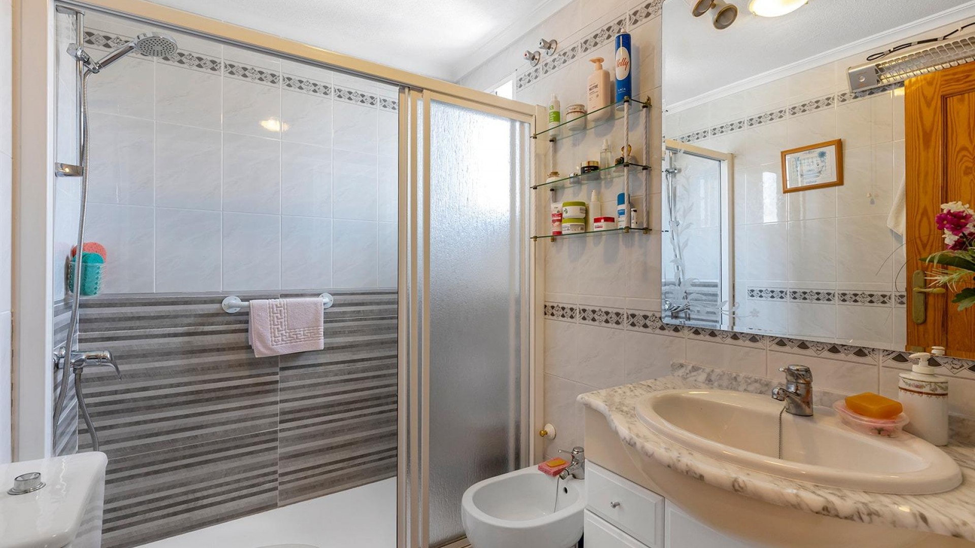 Sprzedaż - Apartament mieszkanie -
Torrevieja - Cañada del Molino