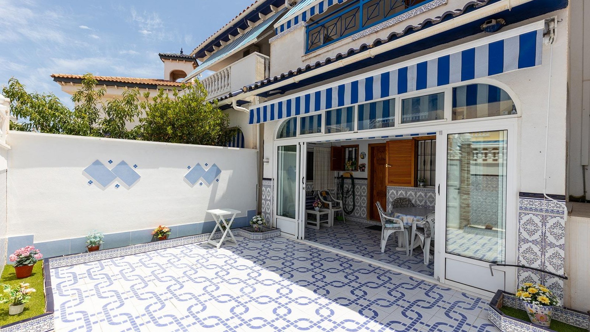 Sprzedaż - Apartament mieszkanie -
Torrevieja - Cañada del Molino