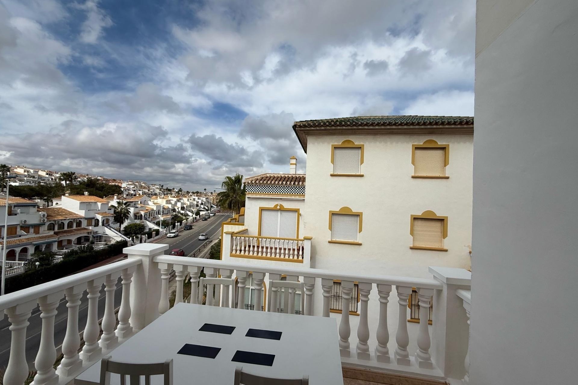 Sprzedaż - Apartament / Mieszkanie -
Torrevieja - Cañada Del Molino