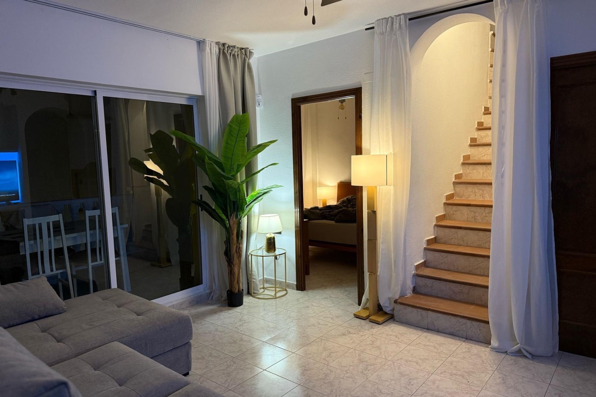 Sprzedaż - Apartament / Mieszkanie -
Torrevieja - Cañada Del Molino