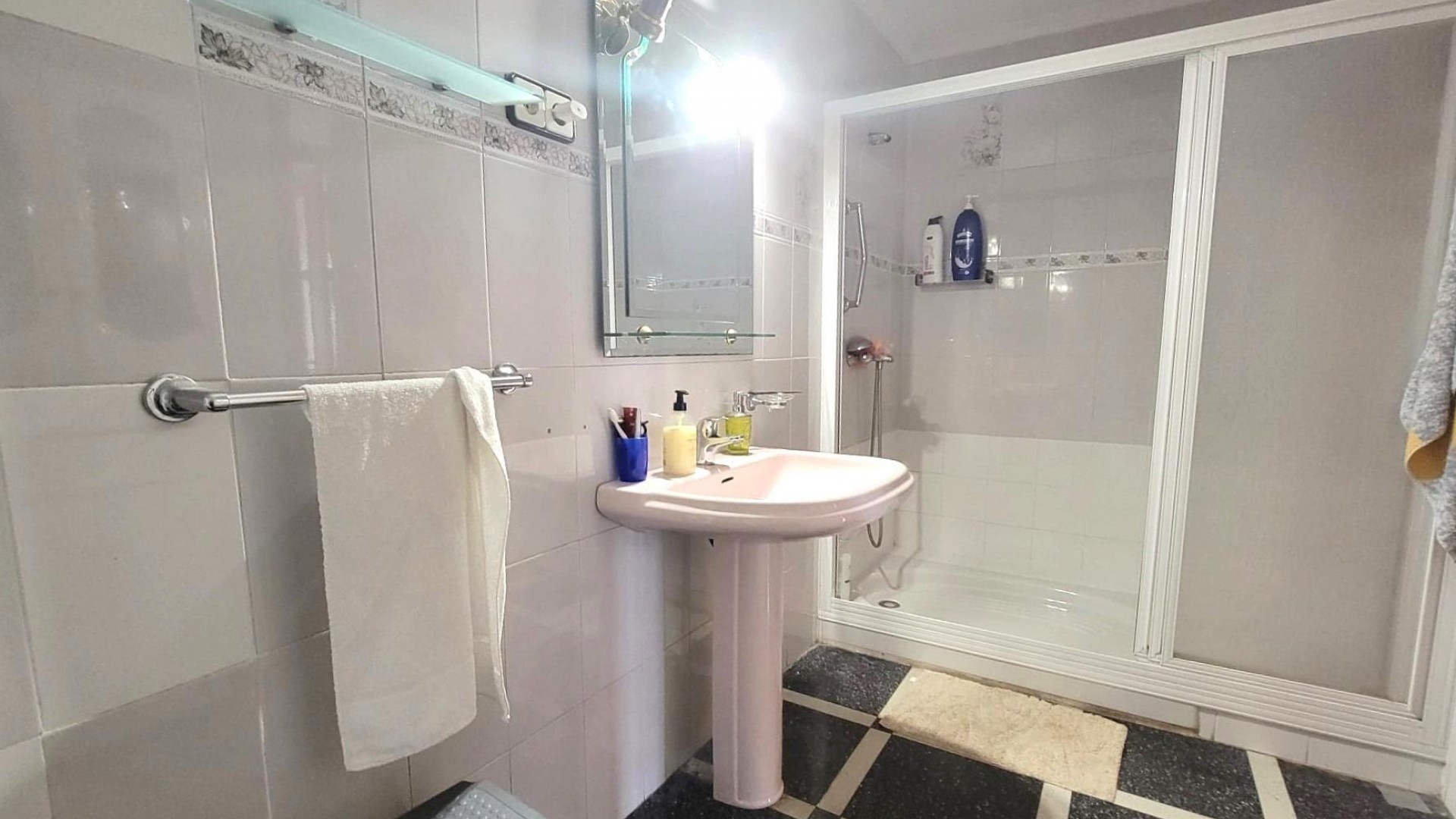 Sprzedaż - Apartament mieszkanie -
Torrevieja - Center