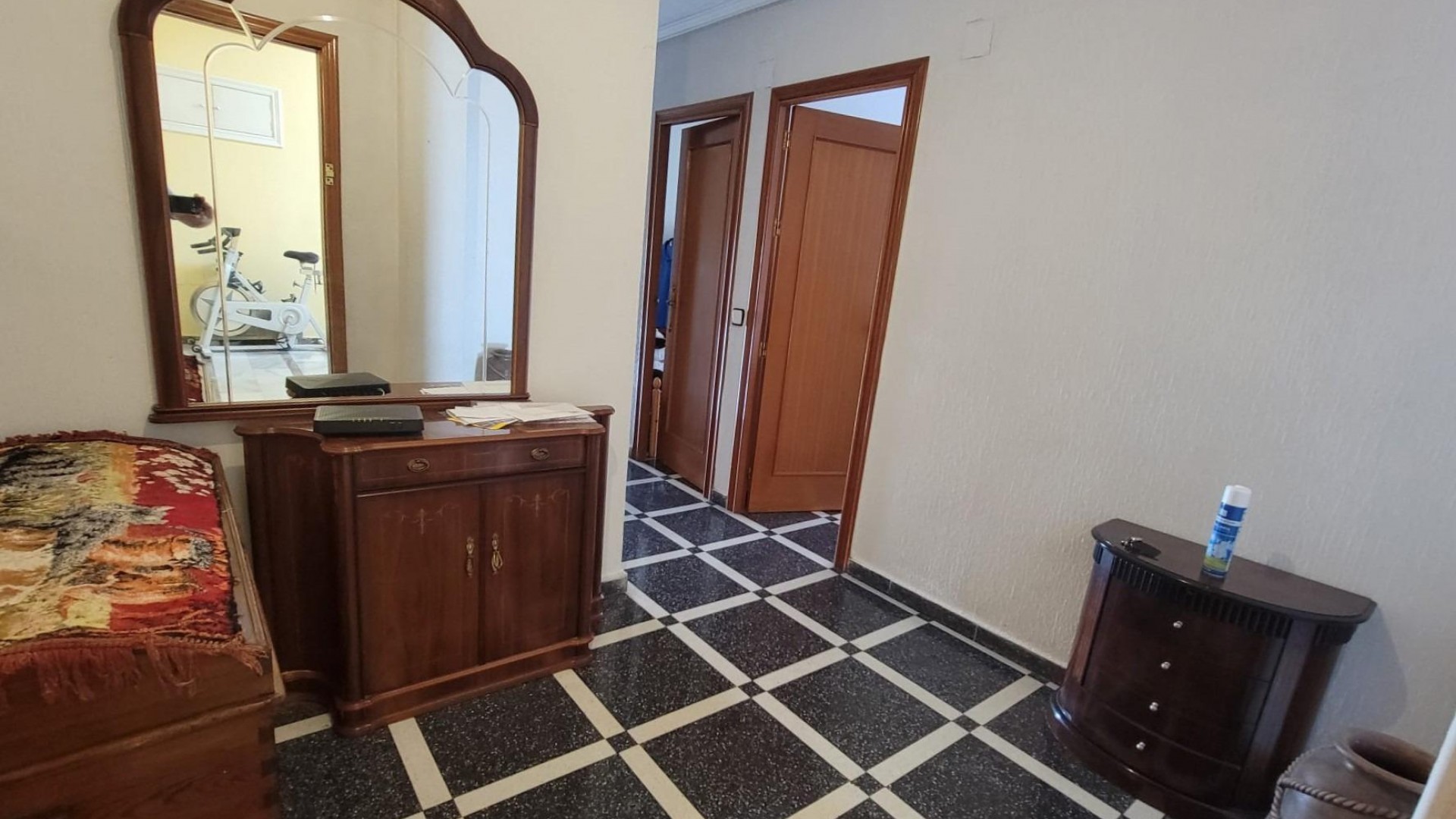 Sprzedaż - Apartament mieszkanie -
Torrevieja - Center