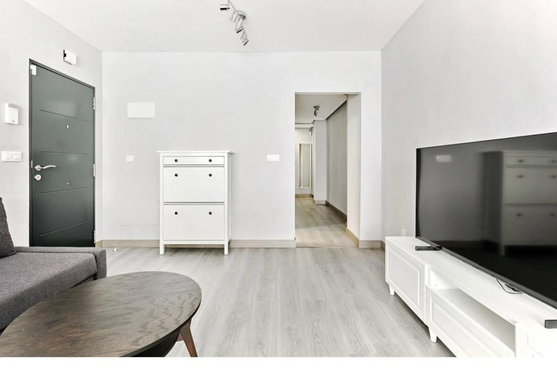 Sprzedaż - Apartament / Mieszkanie -
Torrevieja - Center