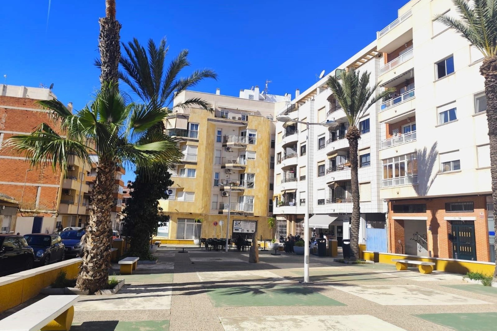Sprzedaż - Apartament / Mieszkanie -
Torrevieja - Center