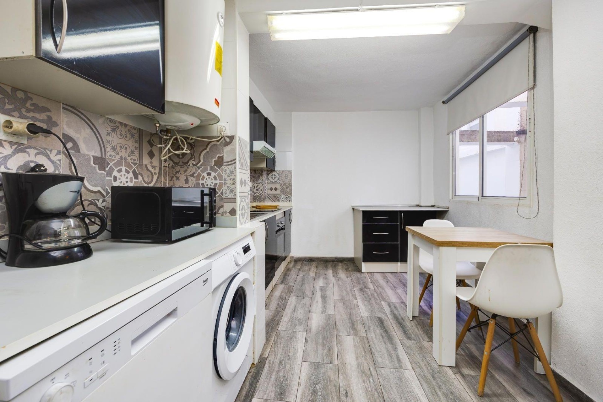 Sprzedaż - Apartament / Mieszkanie -
Torrevieja - Center