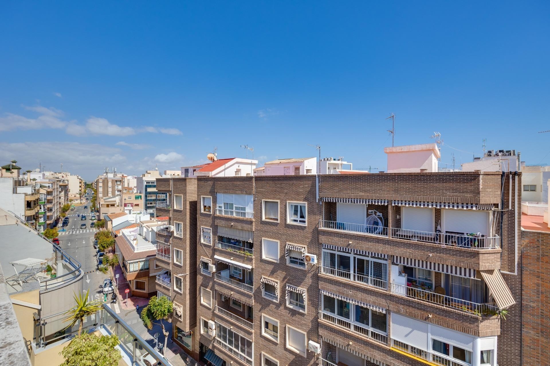 Sprzedaż - Apartament / Mieszkanie -
Torrevieja - Center