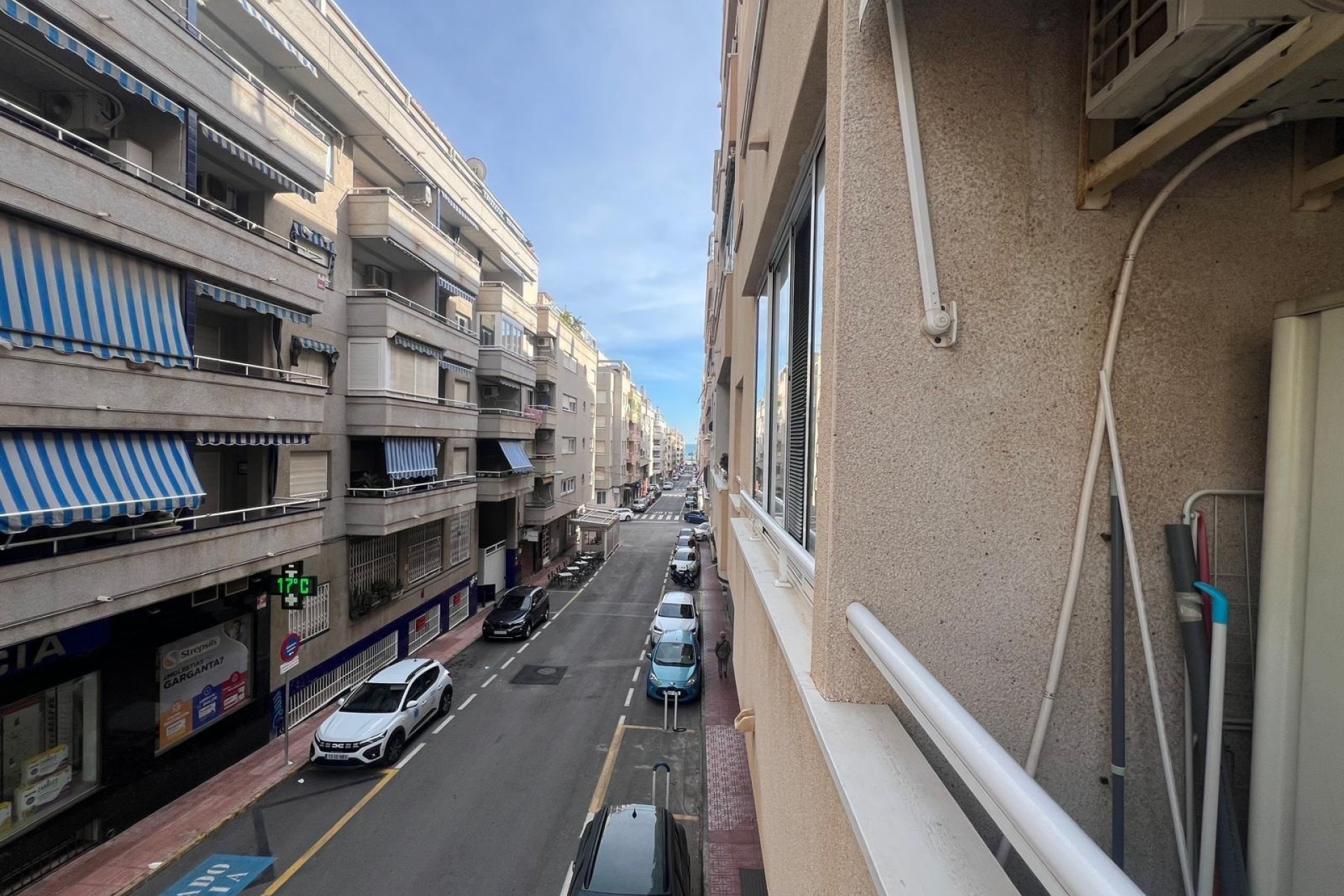 Sprzedaż - Apartament / Mieszkanie -
Torrevieja - Center