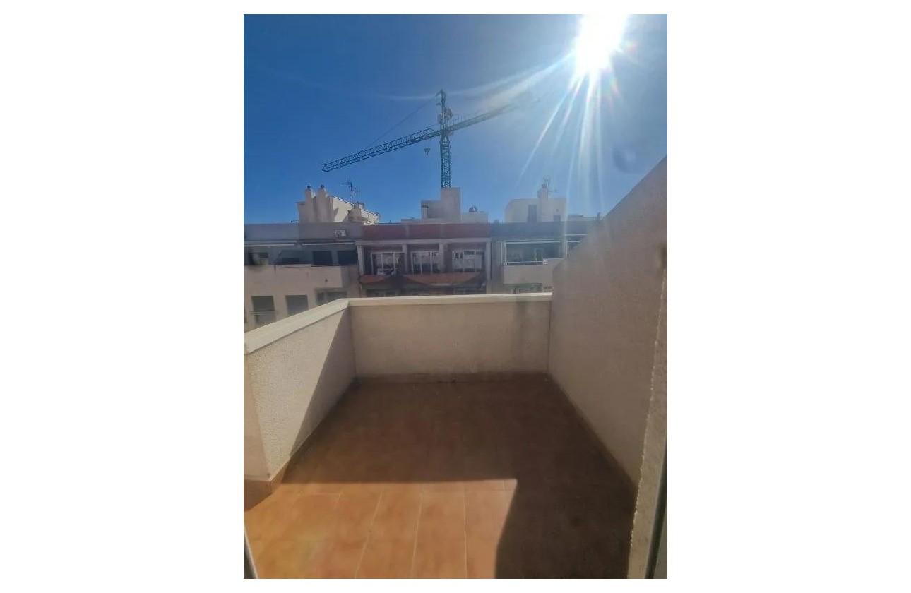Sprzedaż - Apartament / Mieszkanie -
Torrevieja - Center