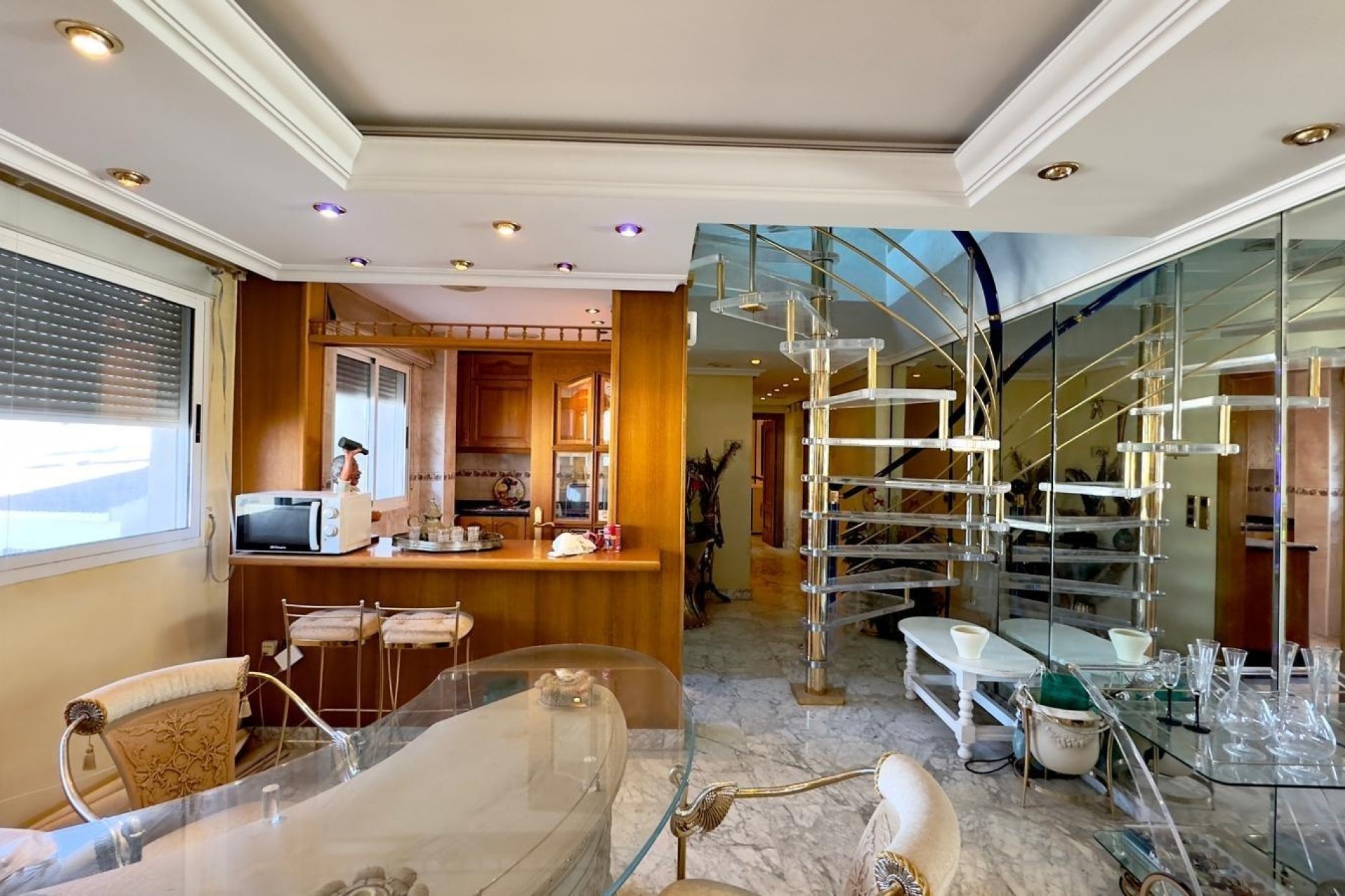 Sprzedaż - Apartament / Mieszkanie -
Torrevieja - Center