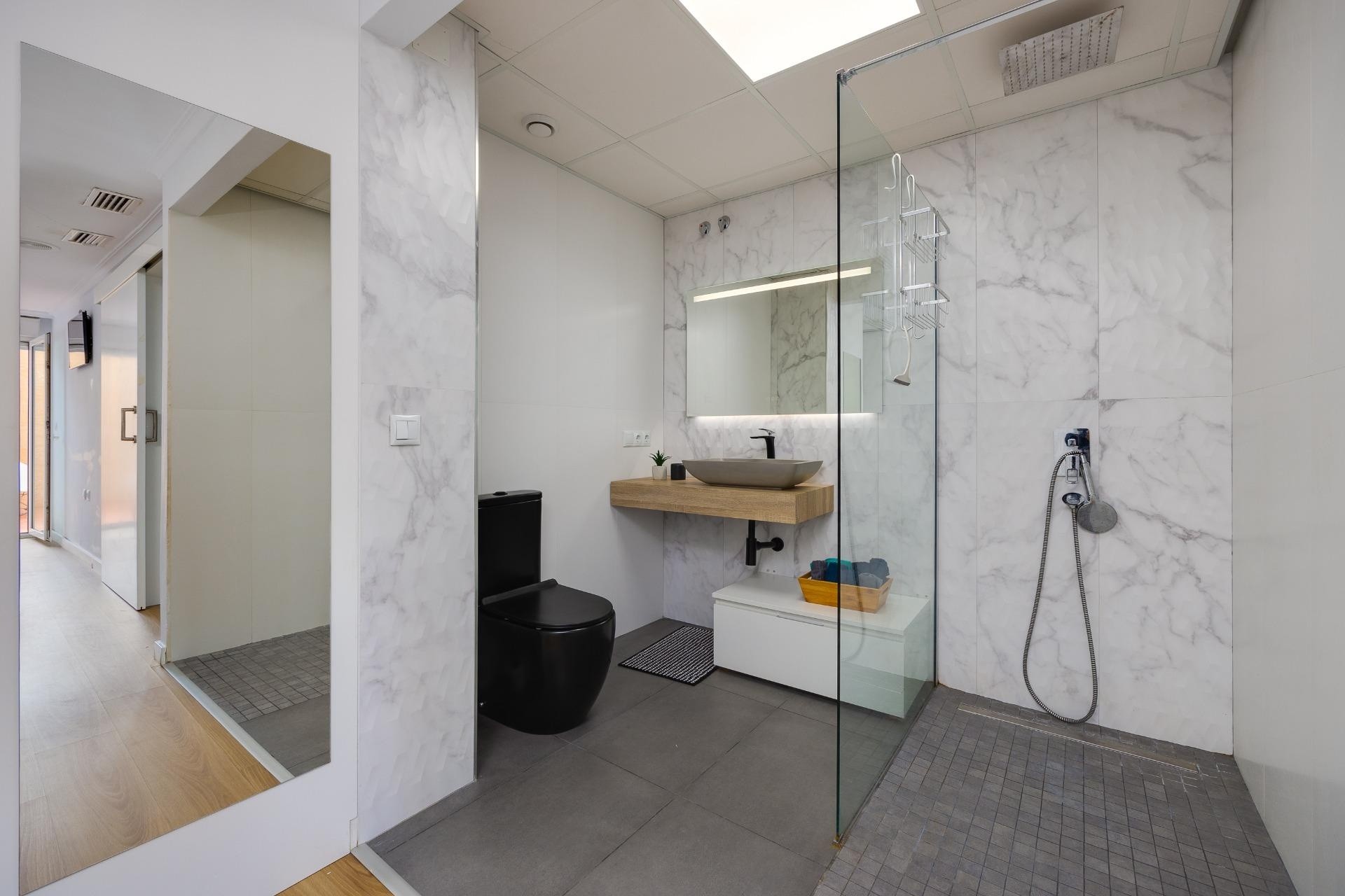 Sprzedaż - Apartament / Mieszkanie -
Torrevieja - Center