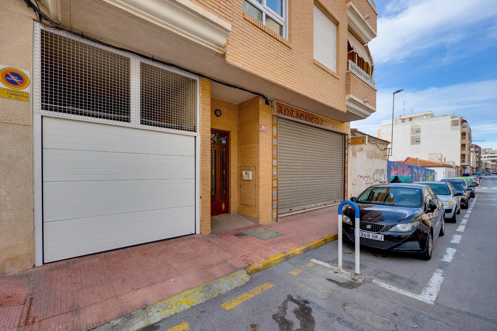 Sprzedaż - Apartament / Mieszkanie -
Torrevieja - Center