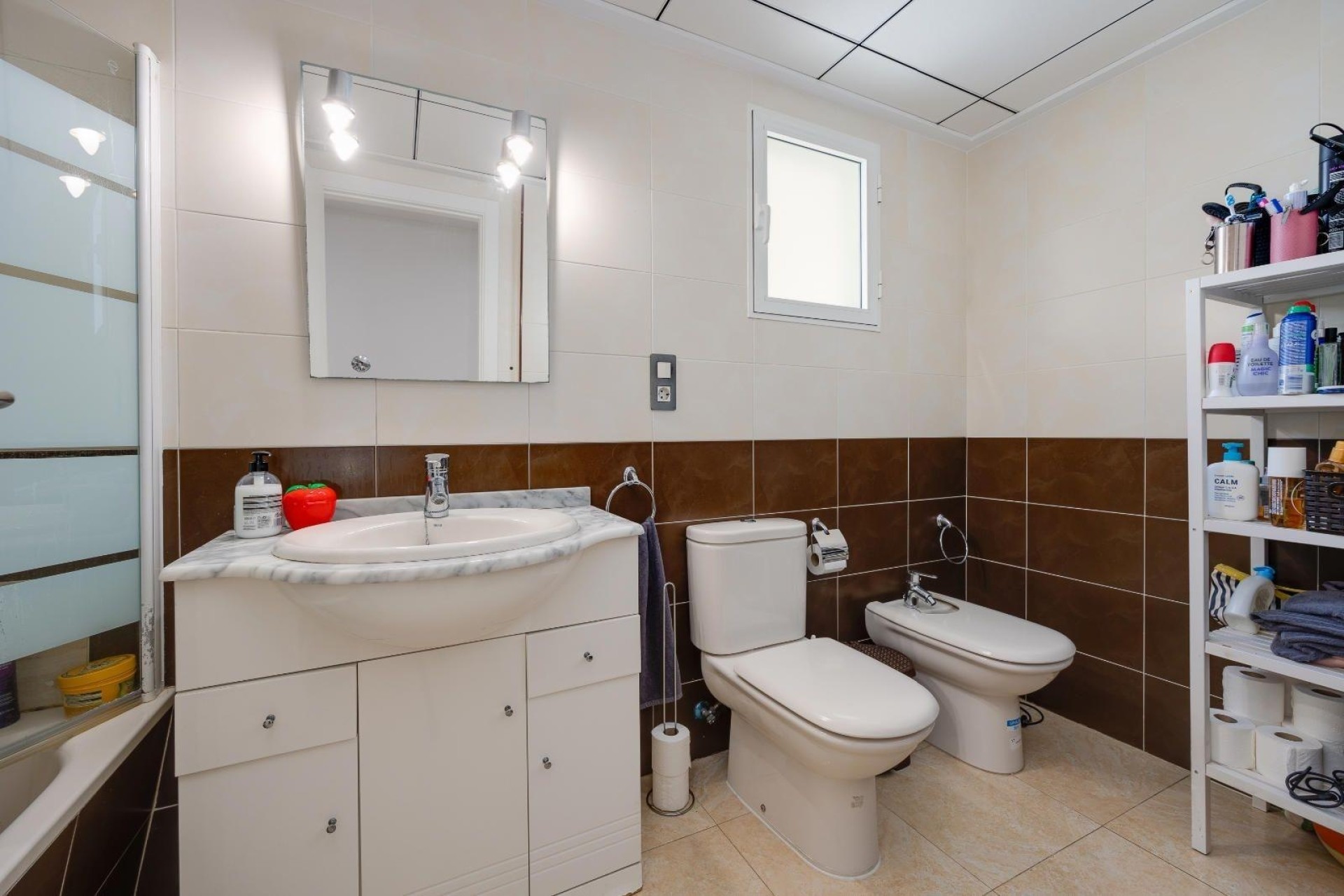 Sprzedaż - Apartament / Mieszkanie -
Torrevieja - Center