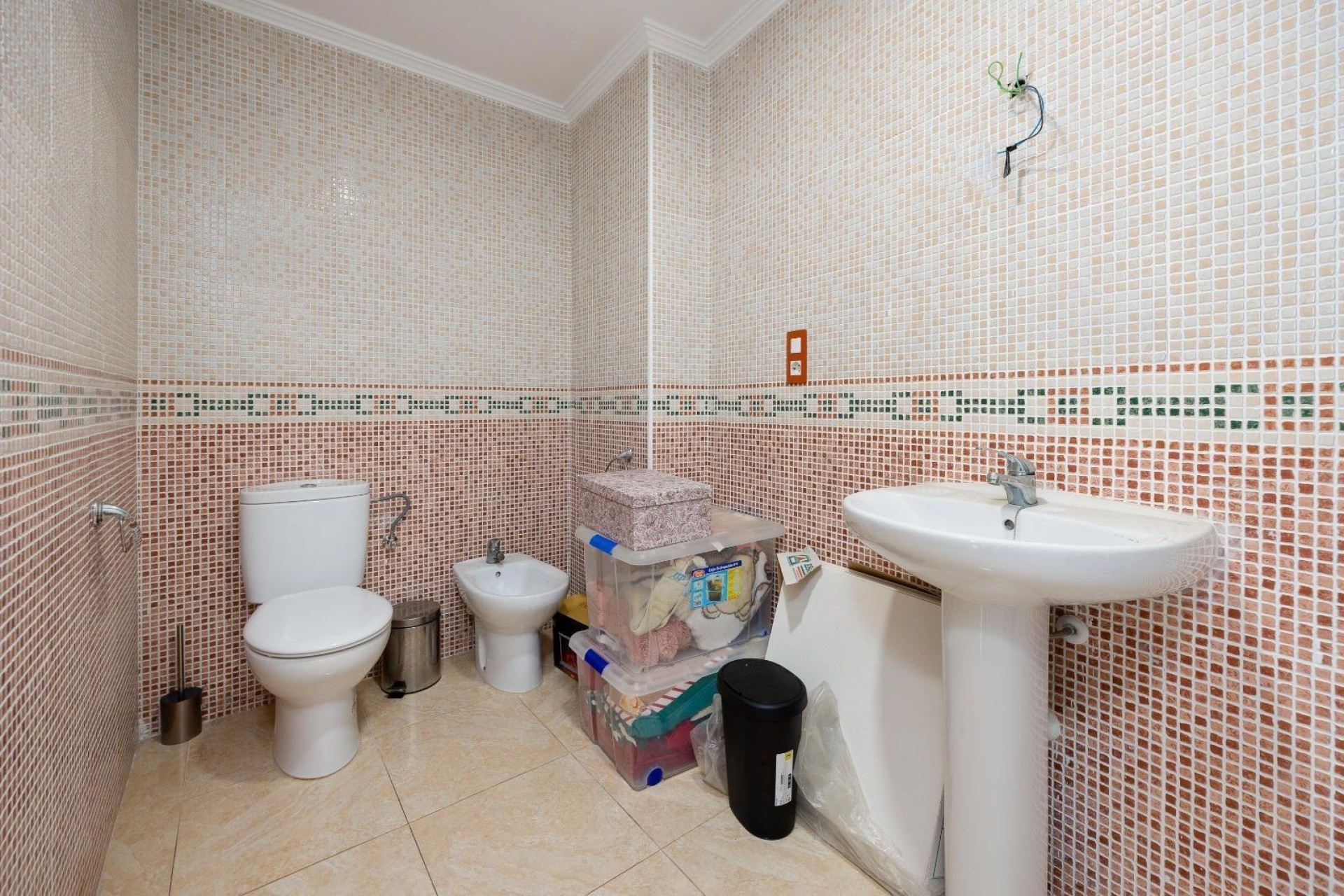 Sprzedaż - Apartament / Mieszkanie -
Torrevieja - Center