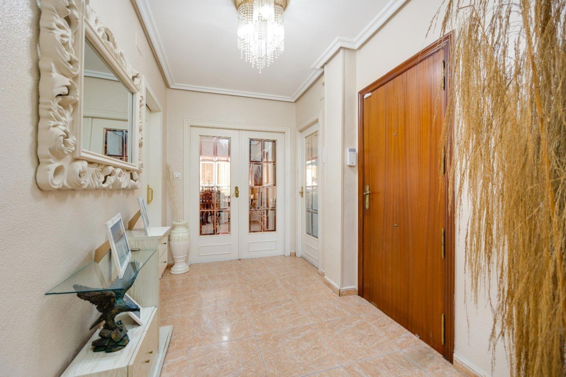 Sprzedaż - Apartament / Mieszkanie -
Torrevieja - Center