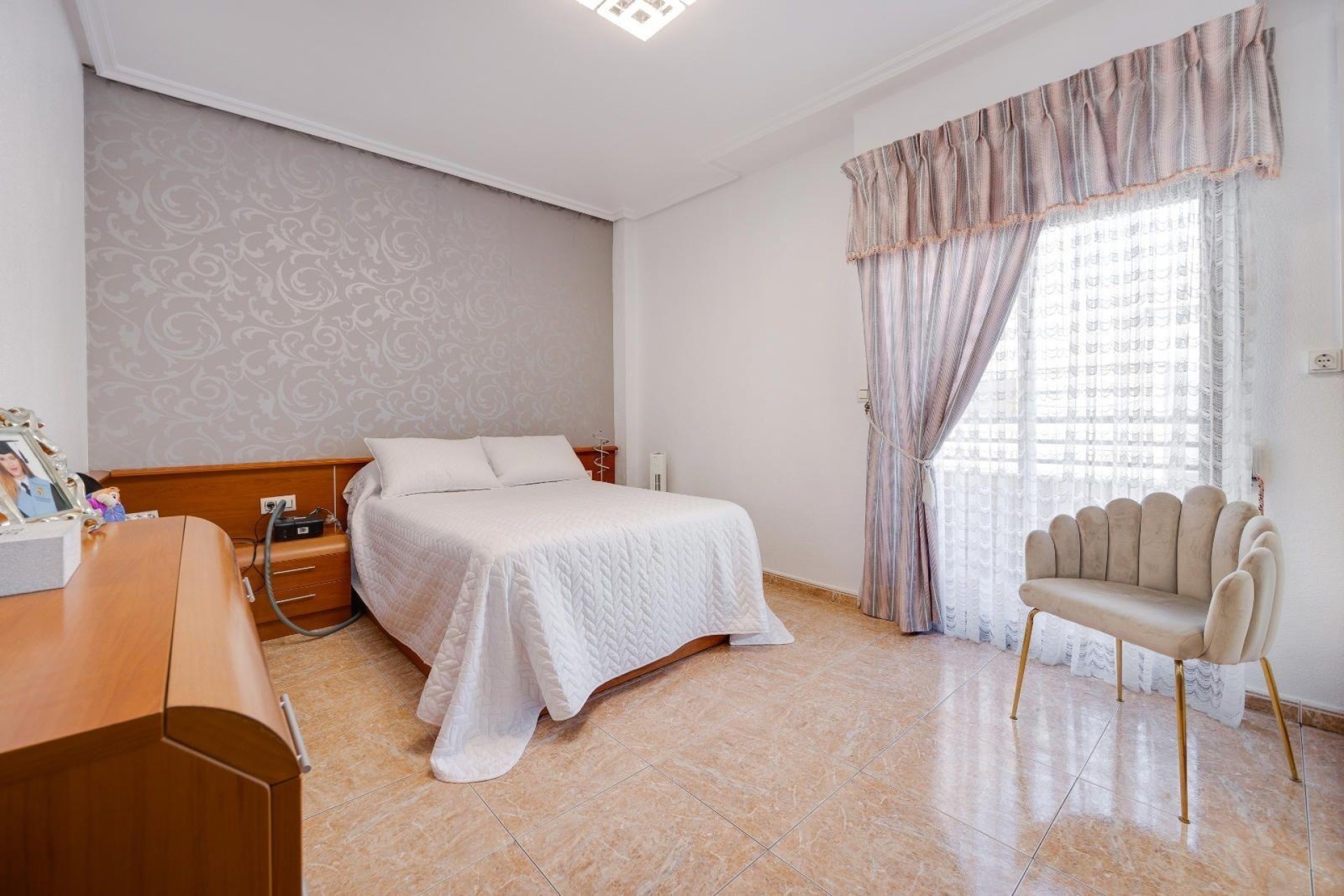 Sprzedaż - Apartament / Mieszkanie -
Torrevieja - Center