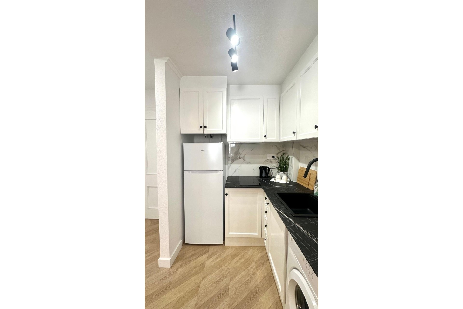 Sprzedaż - Apartament / Mieszkanie -
Torrevieja - Center