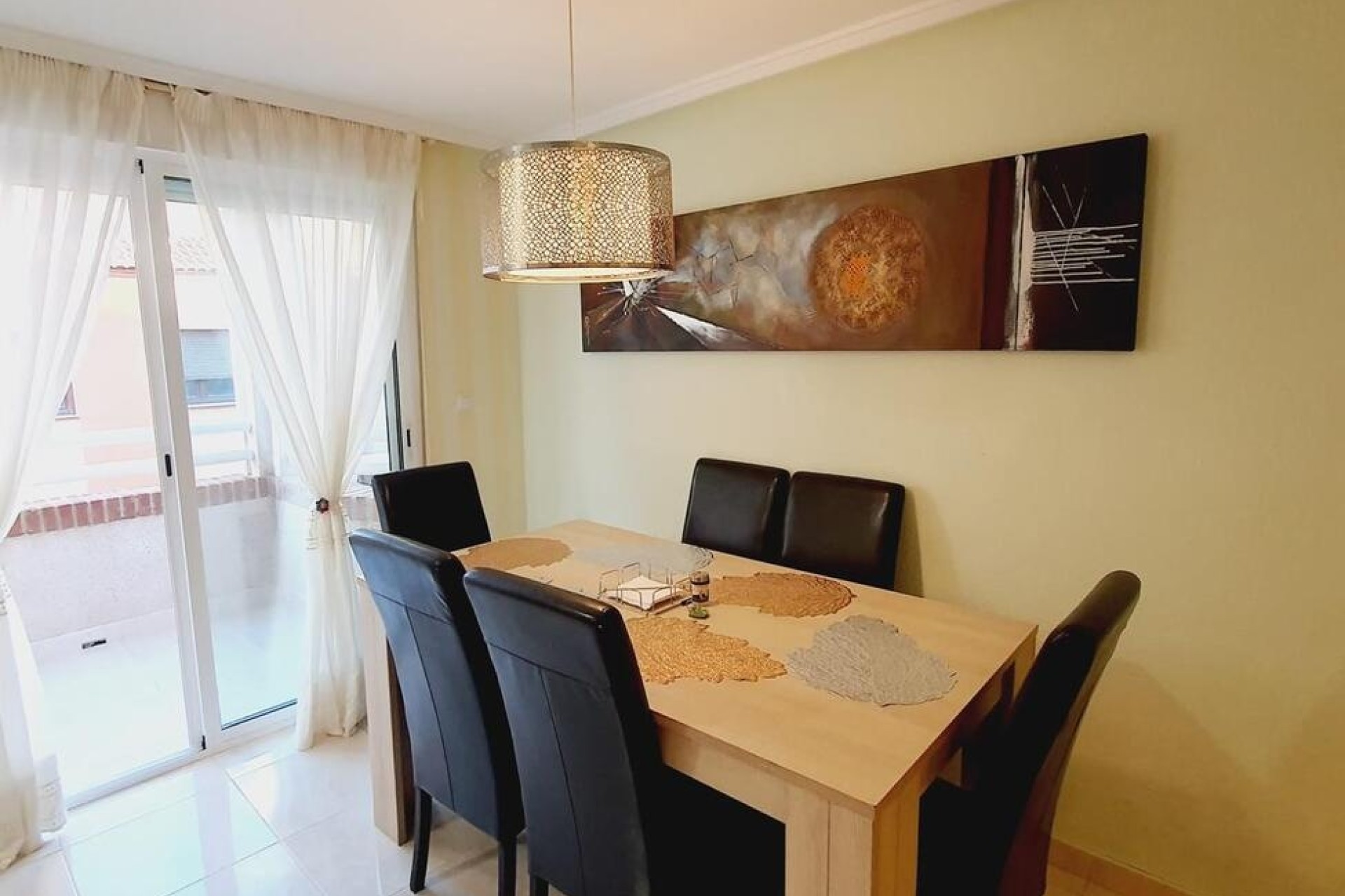 Sprzedaż - Apartament / Mieszkanie -
Torrevieja - Center