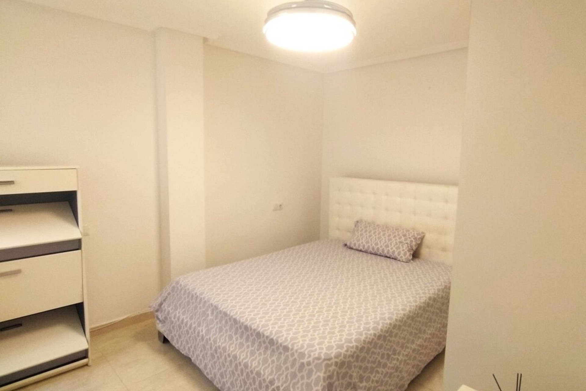 Sprzedaż - Apartament / Mieszkanie -
Torrevieja - Center