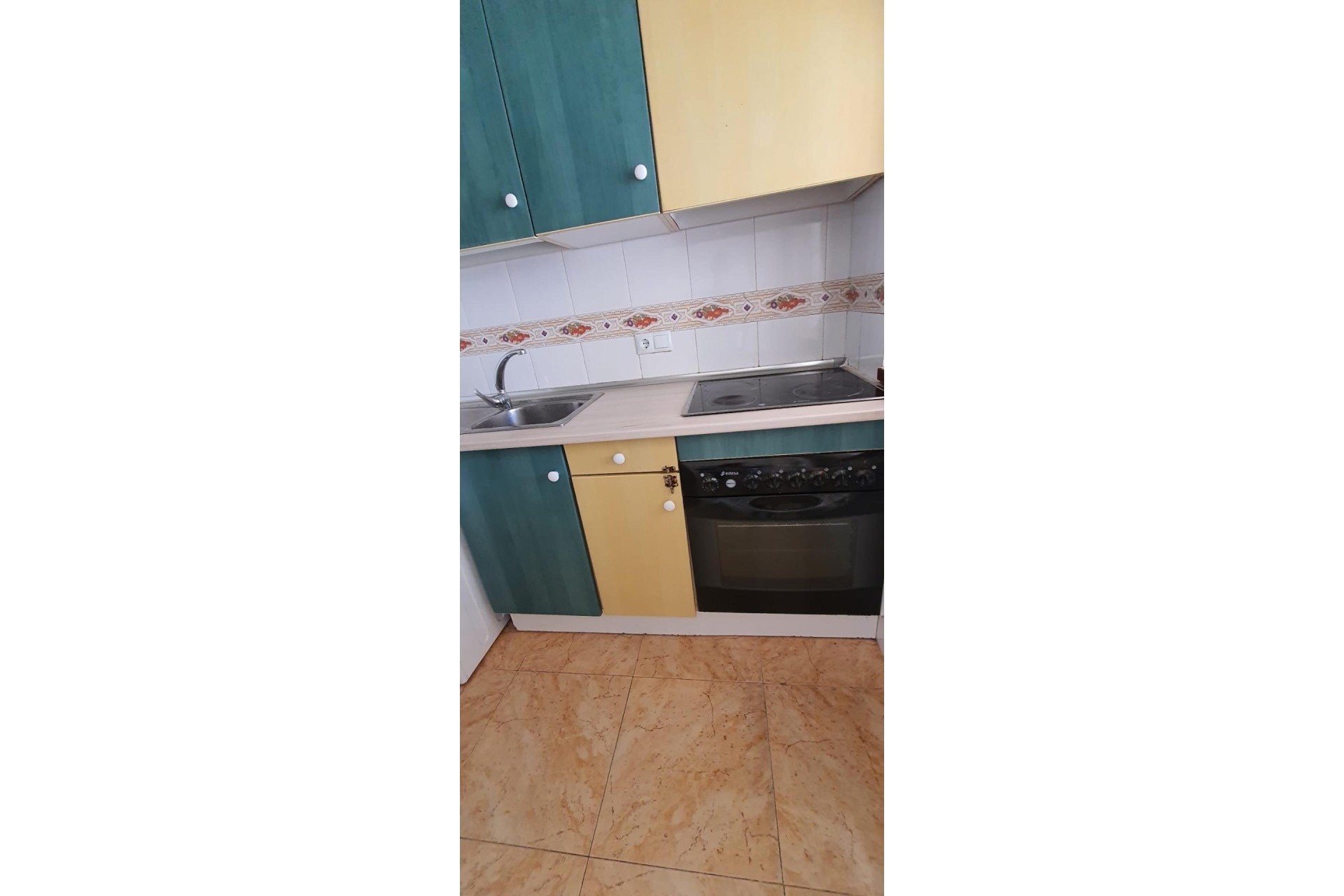 Sprzedaż - Apartament / Mieszkanie -
Torrevieja - Center