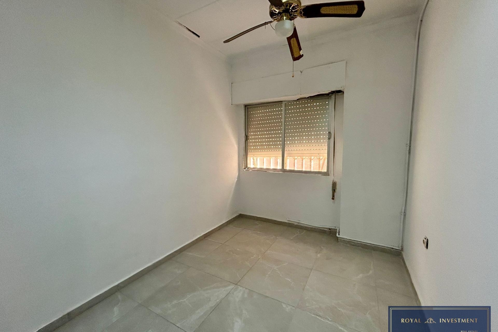 Sprzedaż - Apartament / Mieszkanie -
Torrevieja - Center