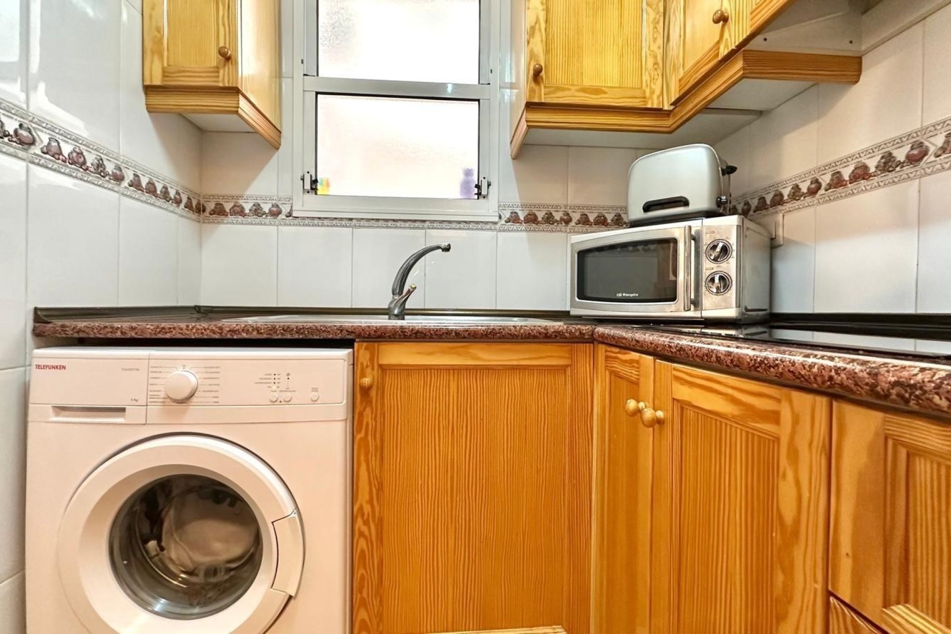 Sprzedaż - Apartament / Mieszkanie -
Torrevieja - Center
