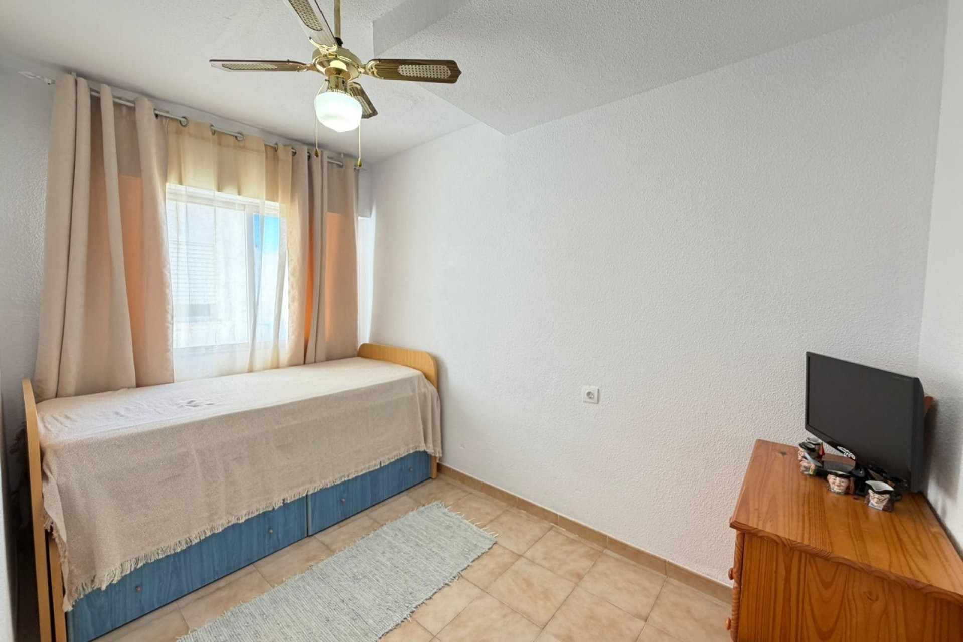 Sprzedaż - Apartament / Mieszkanie -
Torrevieja - Center