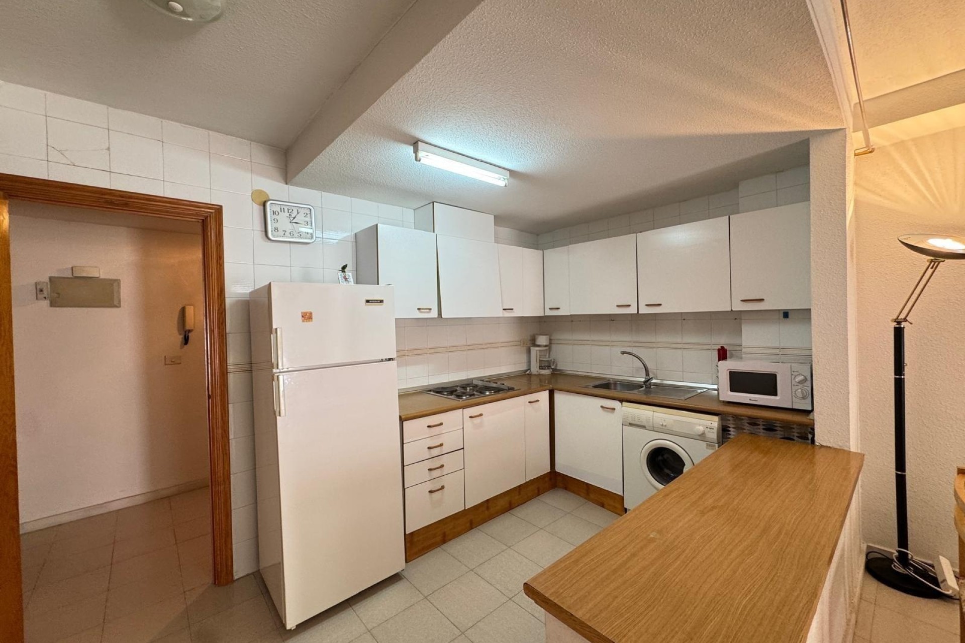 Sprzedaż - Apartament / Mieszkanie -
Torrevieja - Center