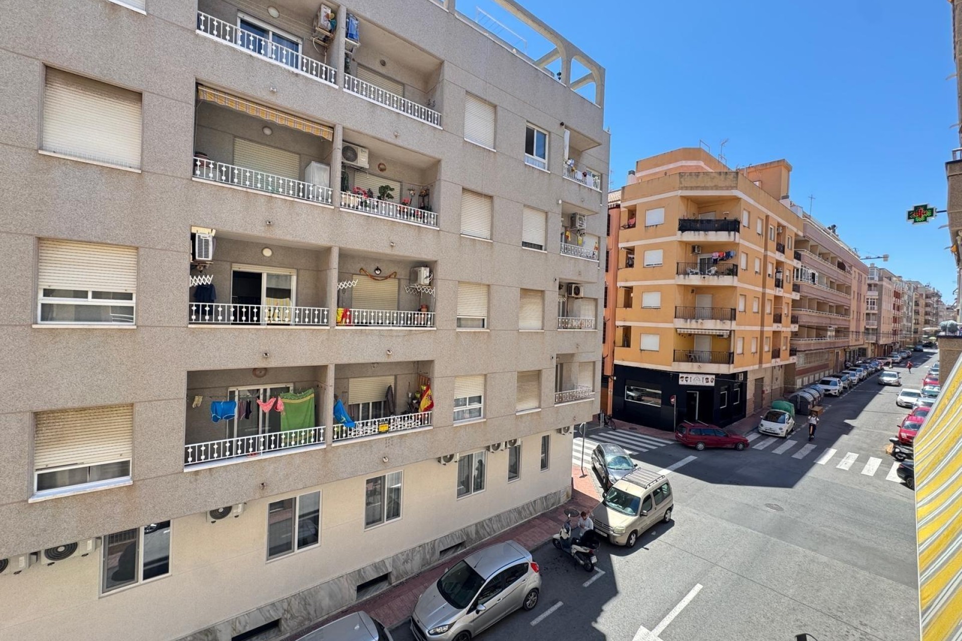 Sprzedaż - Apartament / Mieszkanie -
Torrevieja - Center